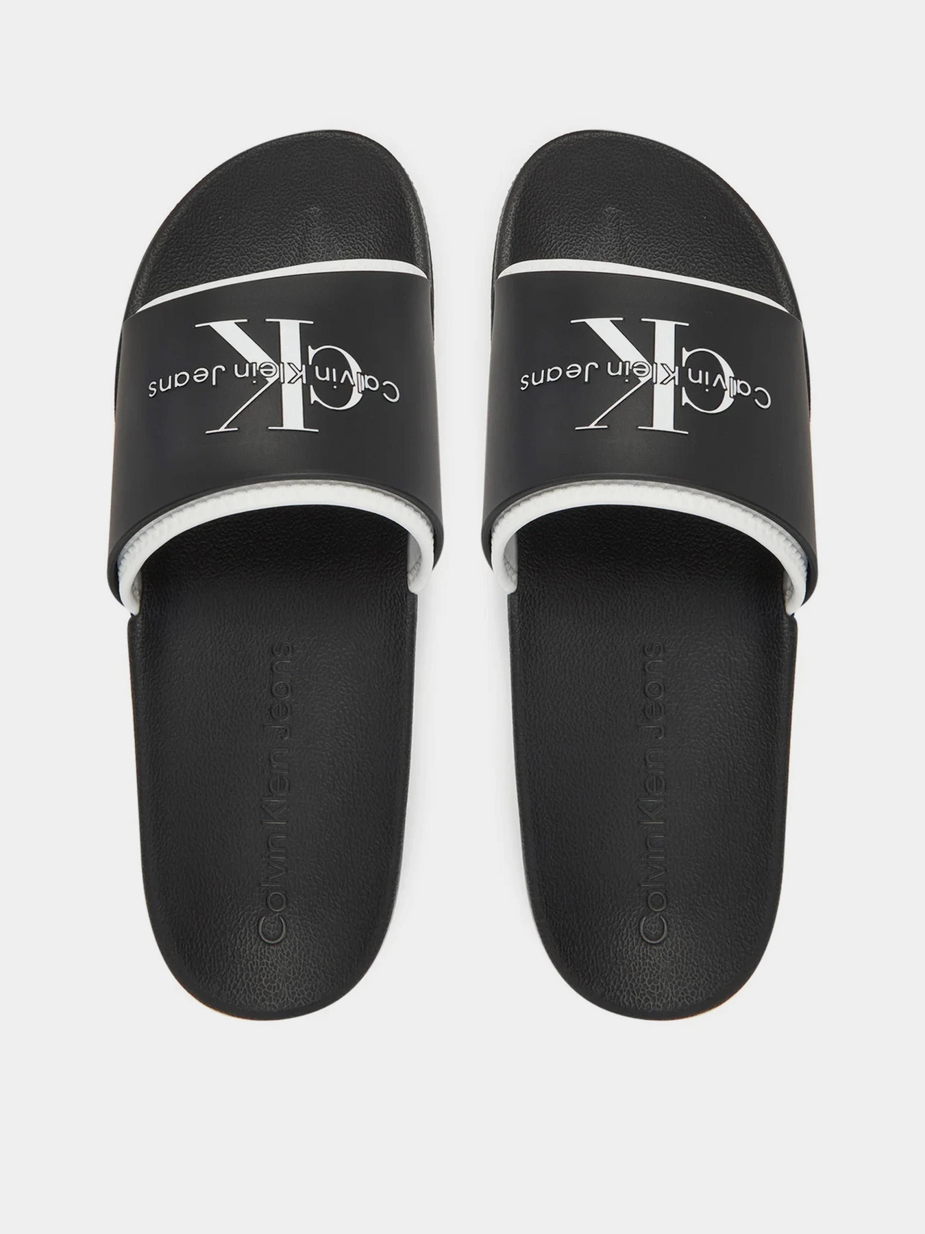 Шлёпанцы Calvin Klein модель YM0YM00361-0GM Шлёпанцы Calvin Klein модель YM0YM00361-0GM Фото