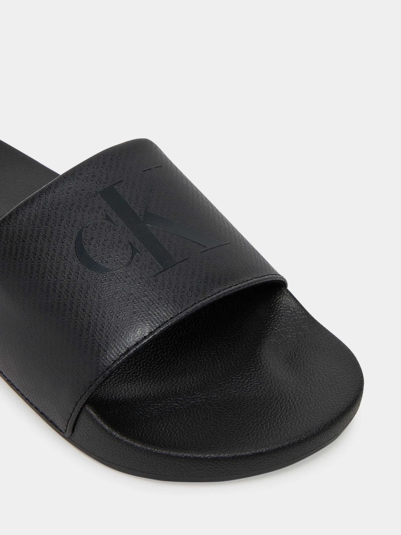 Шльопанці Calvin Klein модель YM0YM01269-0GJ Шльопанці Calvin Klein модель YM0YM01269-0GJ Фото