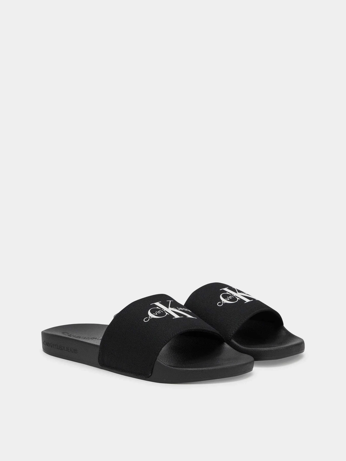 Шльопанці Calvin Klein модель YM0YM01271-0GJ Фото