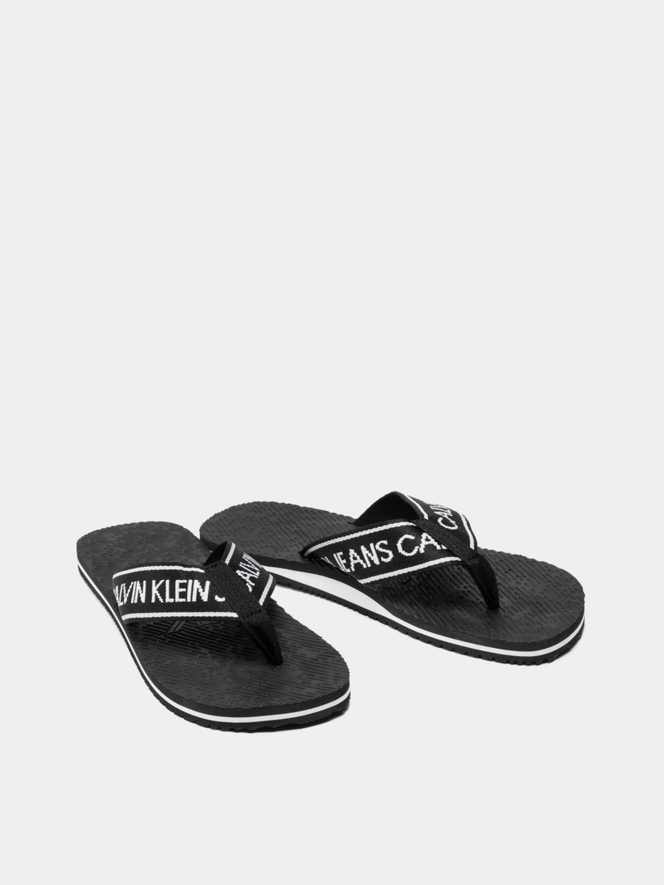 Шлёпанцы Calvin Klein модель YM0YM00059-BDS Шлёпанцы Calvin Klein модель YM0YM00059-BDS Фото