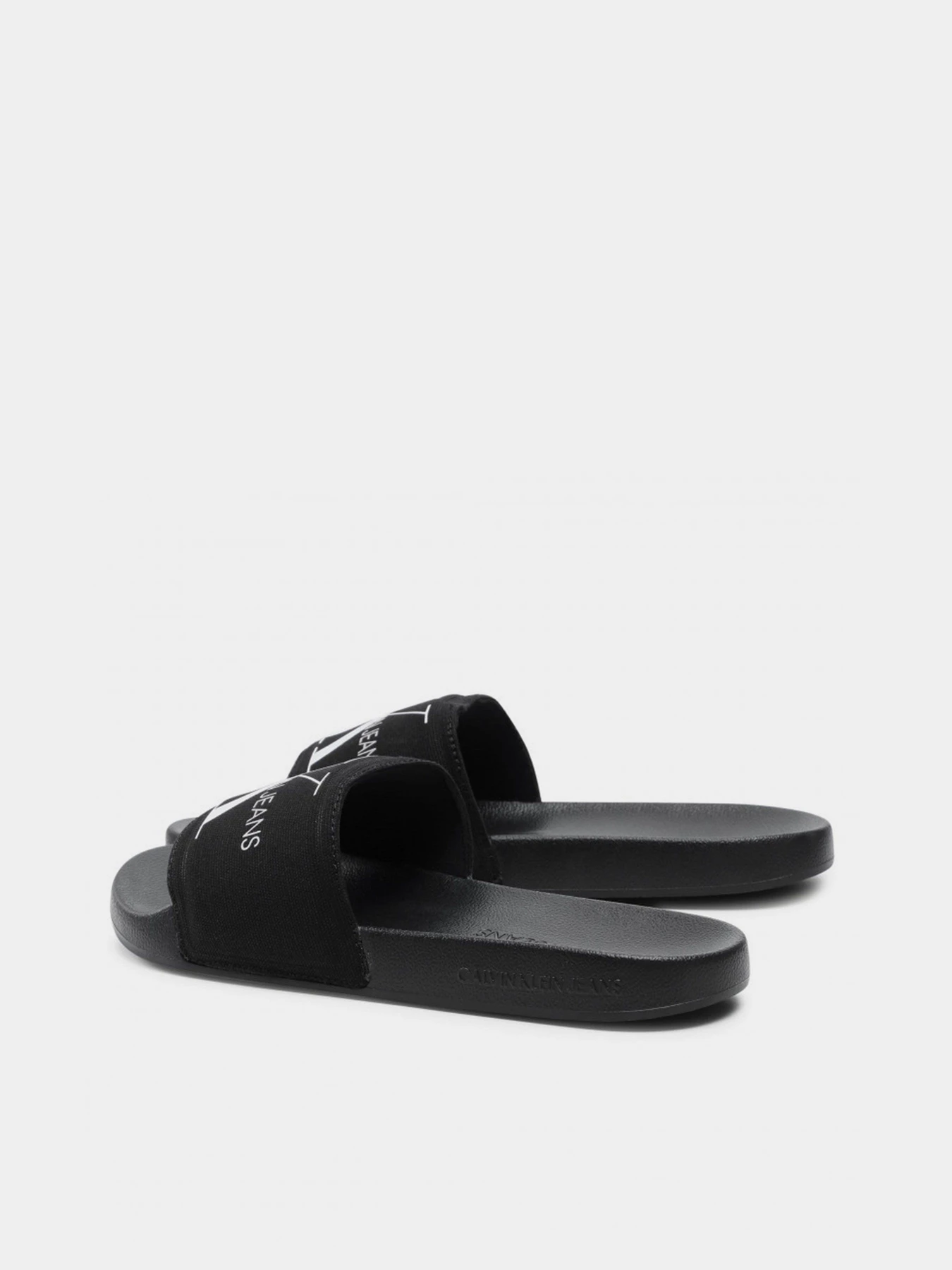 Шлёпанцы Calvin Klein модель YM0YM00061-BDS Шлёпанцы Calvin Klein модель YM0YM00061-BDS Фото