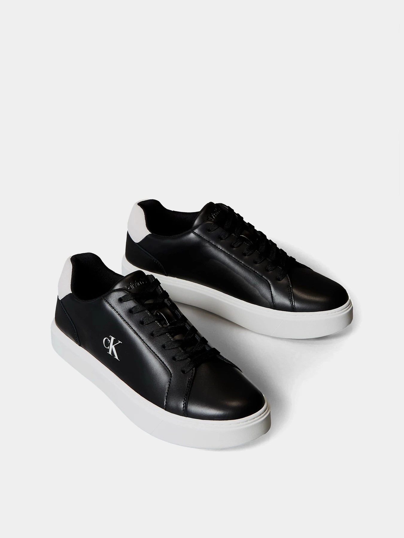 Кеды Calvin Klein CLASSIC CUPSOLE LACEUP LTH модель YM0YM01435-0GM Кеды Calvin Klein CLASSIC CUPSOLE LACEUP LTH модель YM0YM01435-0GM Фото