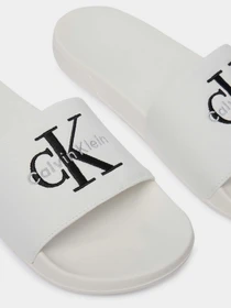 Шлёпанцы Calvin Klein ESS SLIDE CV модель YM0YM01393-0K4 Фото