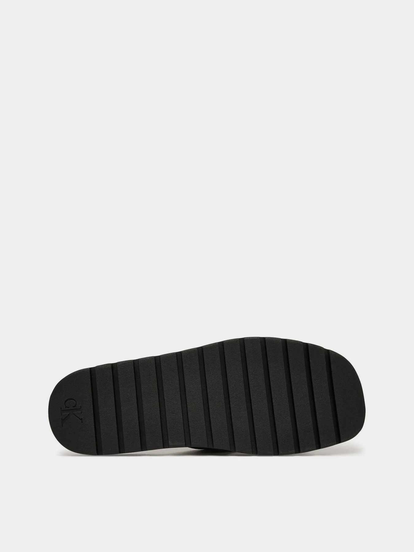 Шлёпанцы Calvin Klein SQ MOLDED SANDAL XCROSS WB модель HM0HM02101-0GJ Шлёпанцы Calvin Klein SQ MOLDED SANDAL XCROSS WB модель HM0HM02101-0GJ Фото