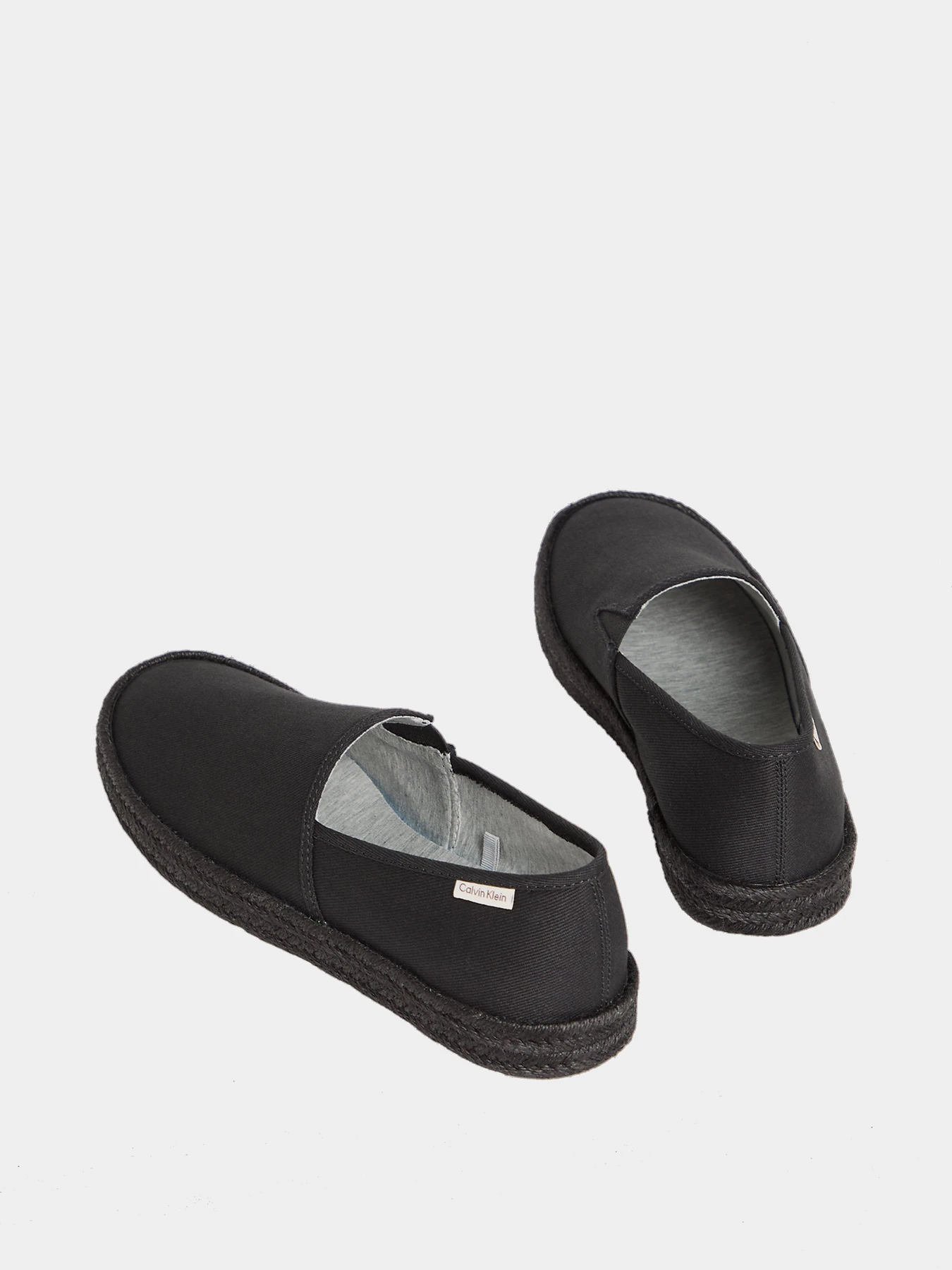Сліпони та мокасини Calvin Klein ESS ESPADRILLE CV модель HM0HM02076-0GJ Сліпони та мокасини Calvin Klein ESS ESPADRILLE CV модель HM0HM02076-0GJ Фото