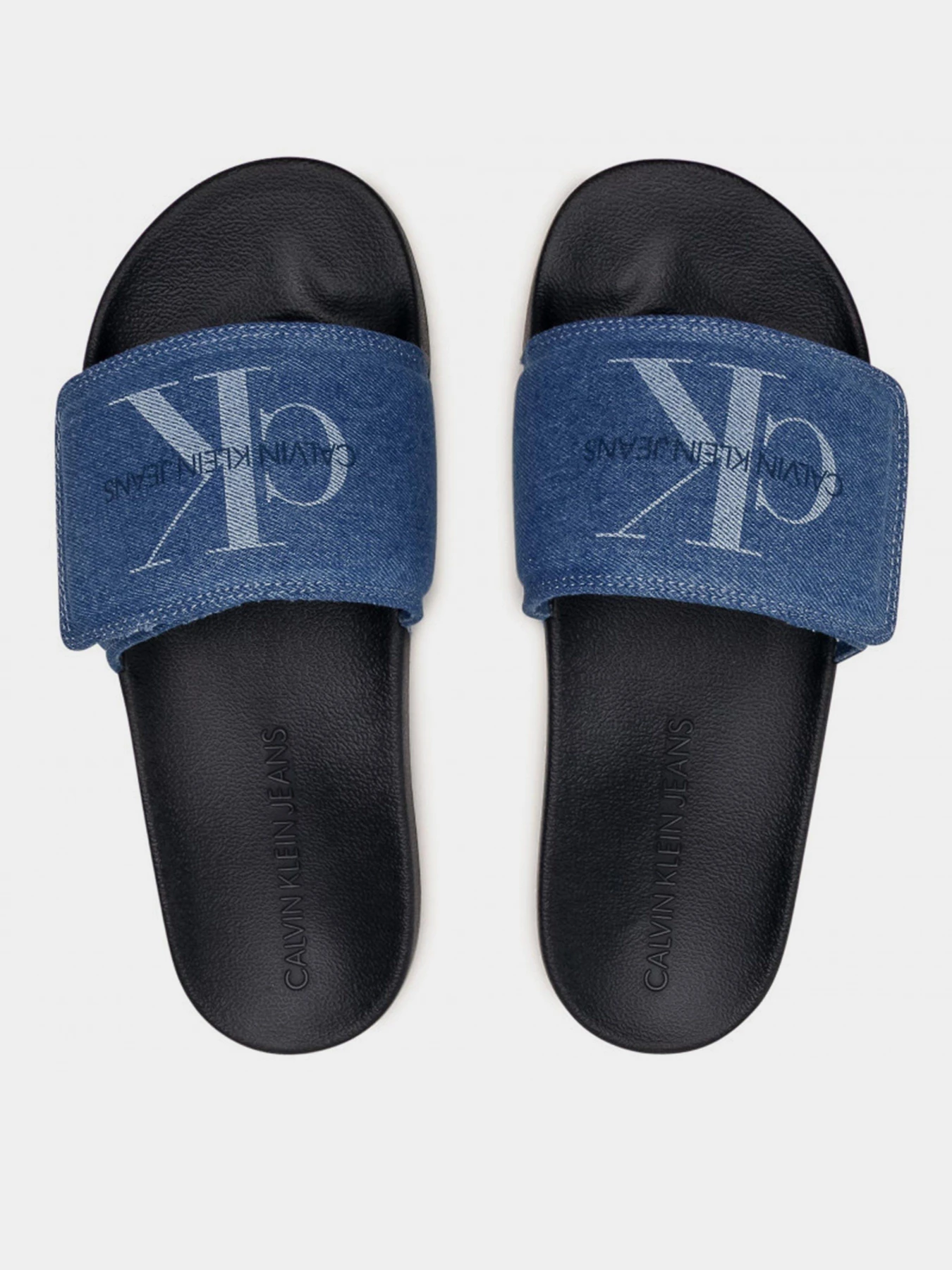 Шлёпанцы Calvin Klein Slide Velcro модель YM0YM00064-0G2 Шлёпанцы Calvin Klein Slide Velcro модель YM0YM00064-0G2 Фото
