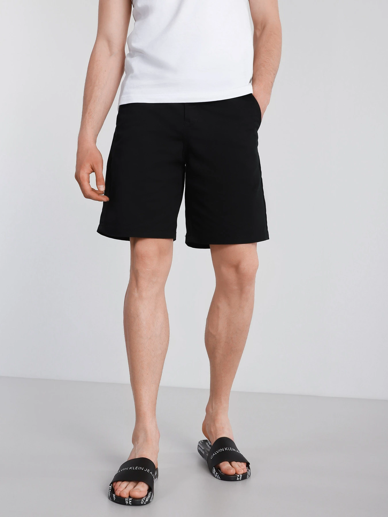 Шльопанці Calvin Klein модель YM0YM00074-BDS Шльопанці Calvin Klein модель YM0YM00074-BDS Фото