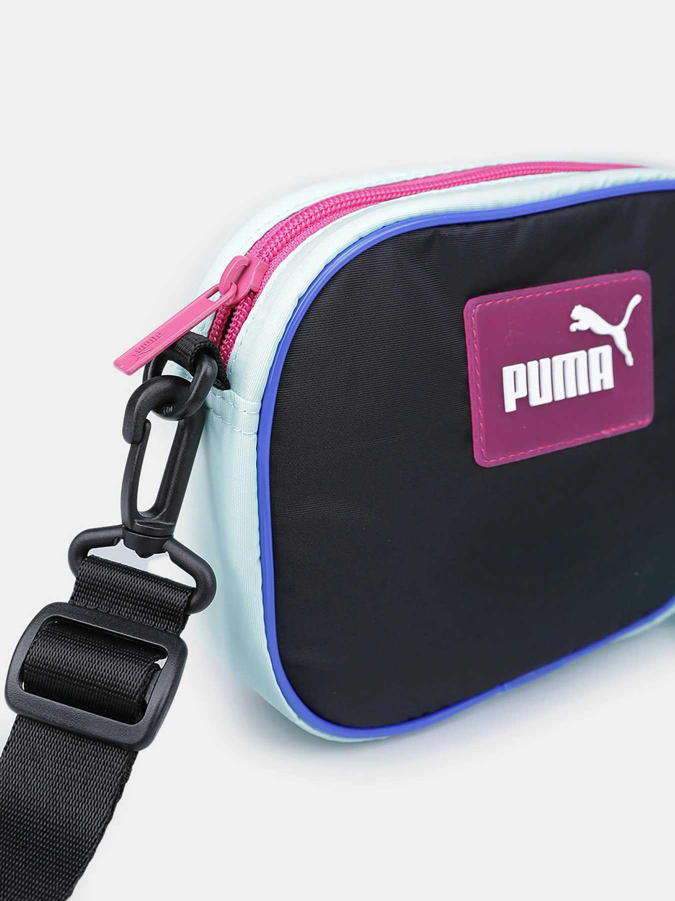 Сумки PUMA WMN Flair Cross Body Bag модель 07868401 Сумки PUMA WMN Flair Cross Body Bag модель 07868401 Фото