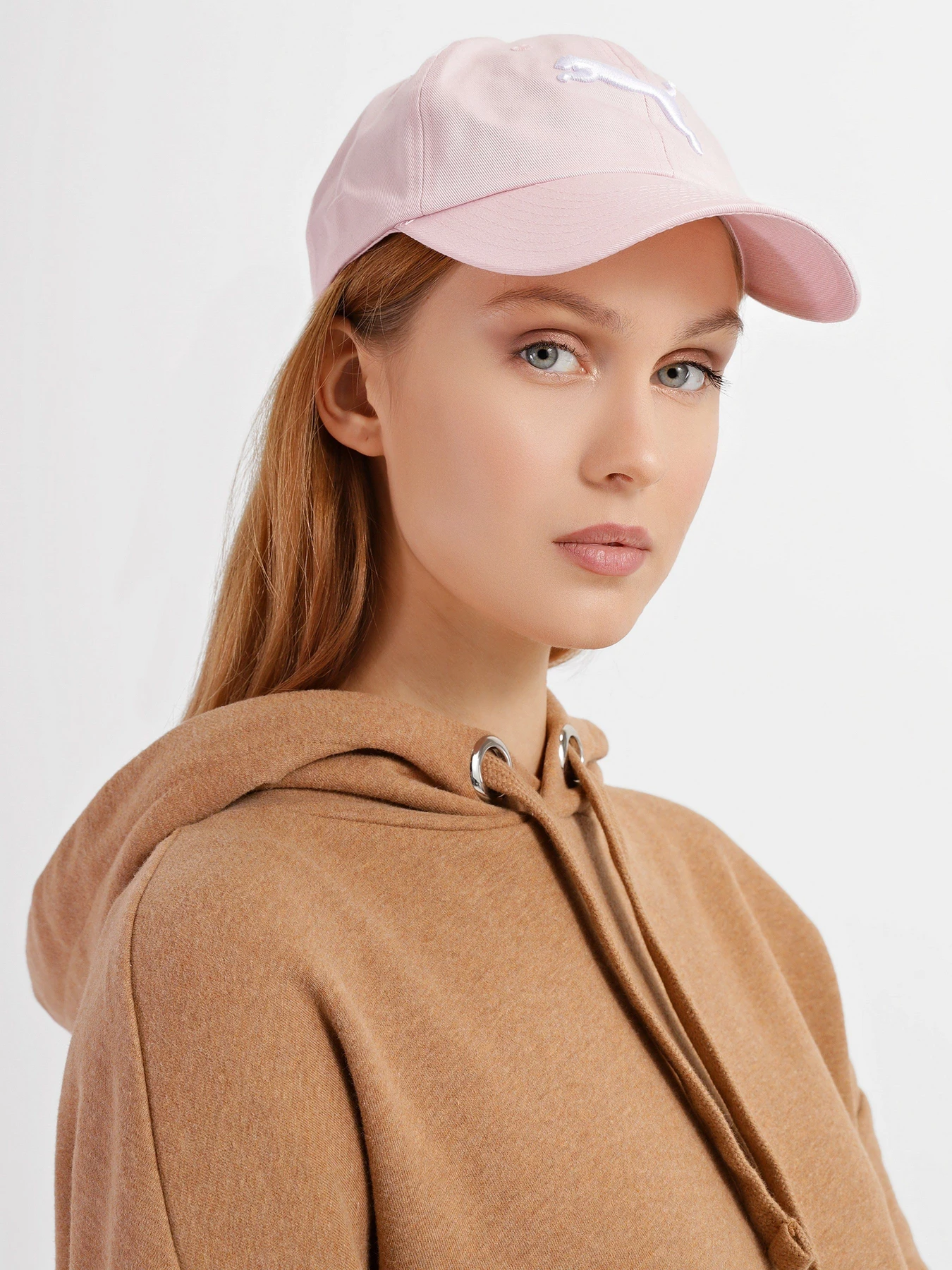 Шапки и кепки PUMA ESS Cap модель 02241677 Шапки и кепки PUMA ESS Cap модель 02241677 Фото