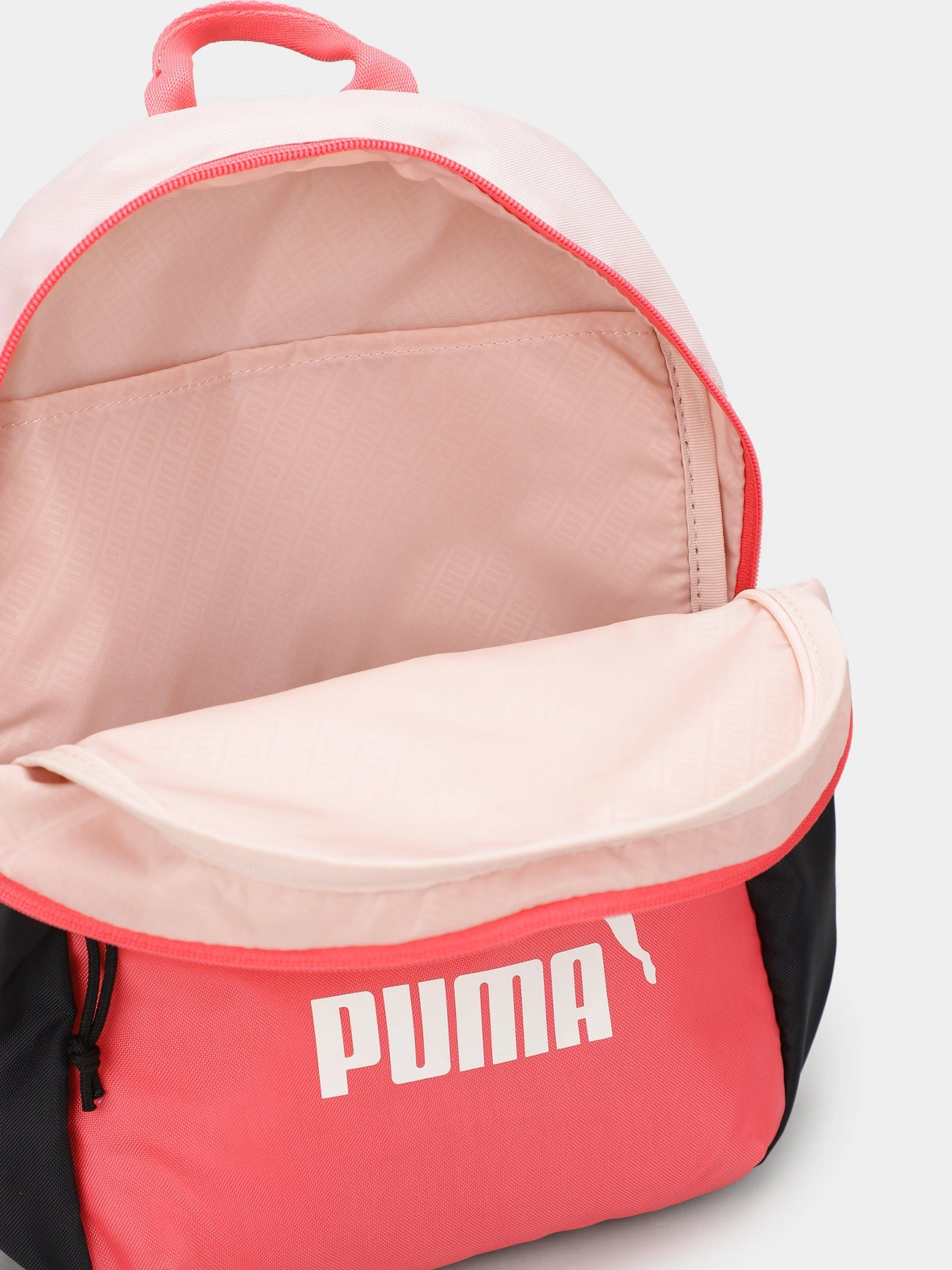 Рюкзаки PUMA Core Base модель 07914002 Рюкзаки PUMA Core Base модель 07914002 Фото