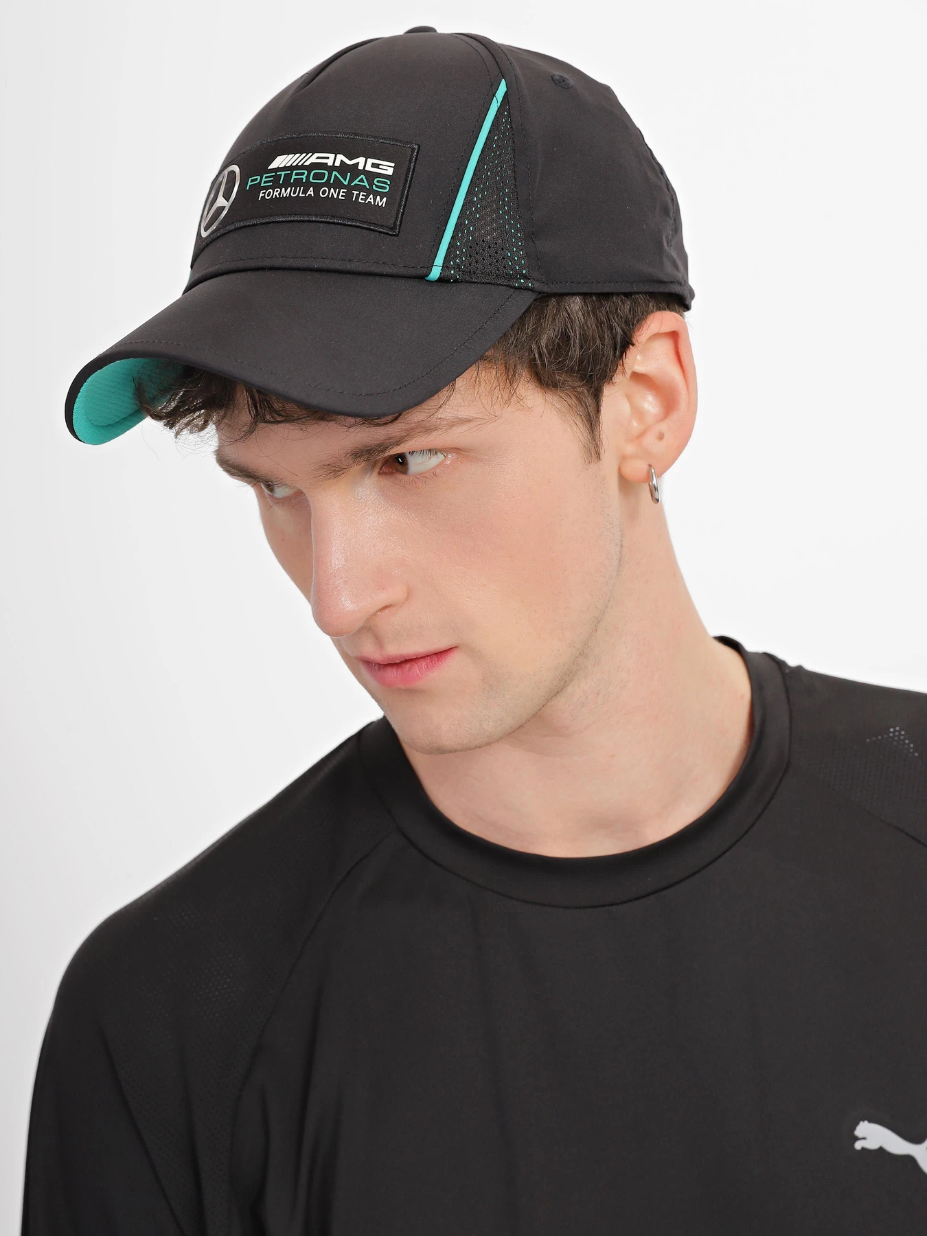 Шапки и кепки PUMA MERCEDES F1 модель 02373201 Шапки и кепки PUMA MERCEDES F1 модель 02373201 Фото