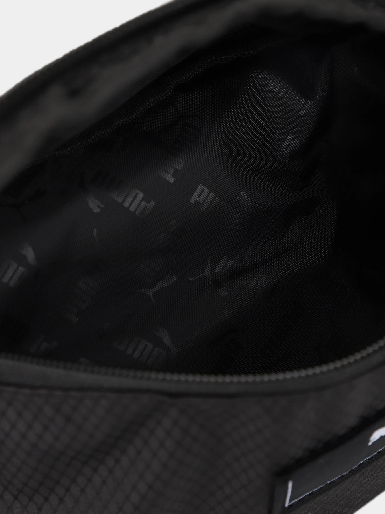 Сумки PUMA DECK 2.2L модель 09131801 Фото