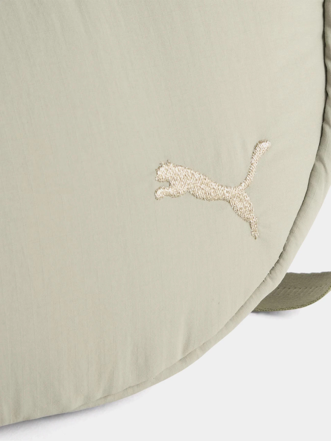 Сумки PUMA HER HALF MOON модель 09171602 Сумки PUMA HER HALF MOON модель 09171602 Фото