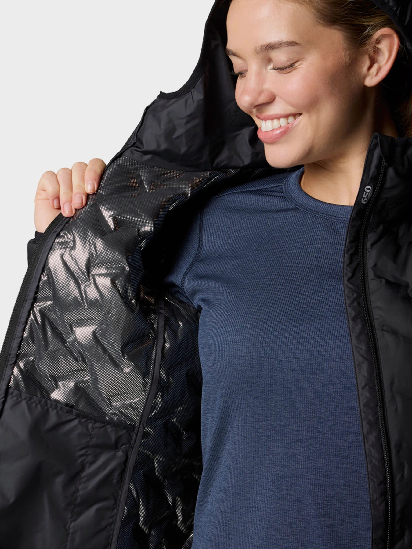 Куртки та дублянки Columbia DELTA RIDGE™ II DOWN HOODED модель 2088251-010 Куртки та дублянки Columbia DELTA RIDGE™ II DOWN HOODED модель 2088251-010 Фото
