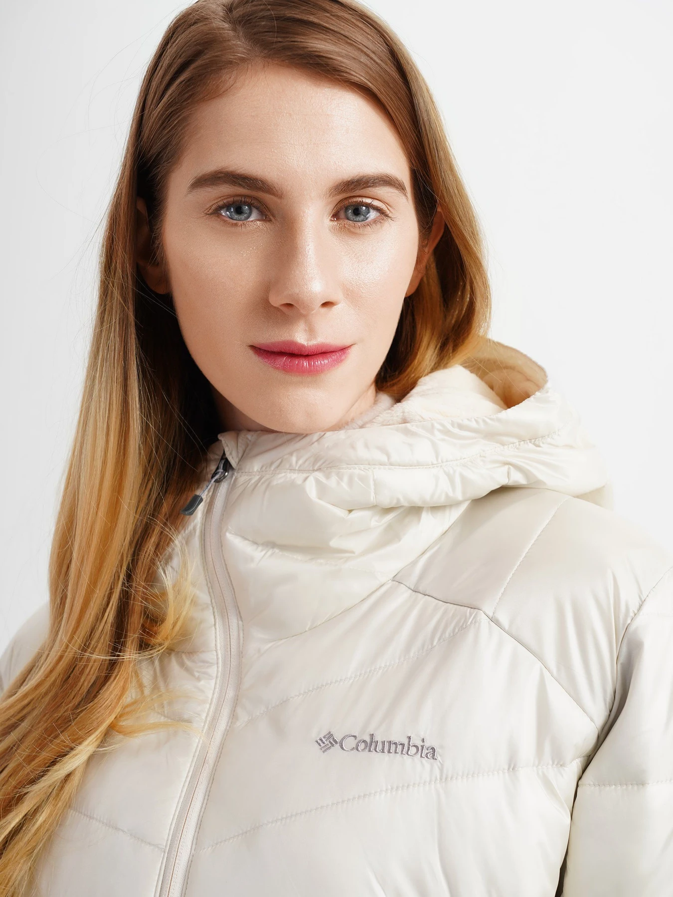 Куртки и дубленки Columbia Joy Peak™ Hooded модель 1982671-191 Фото