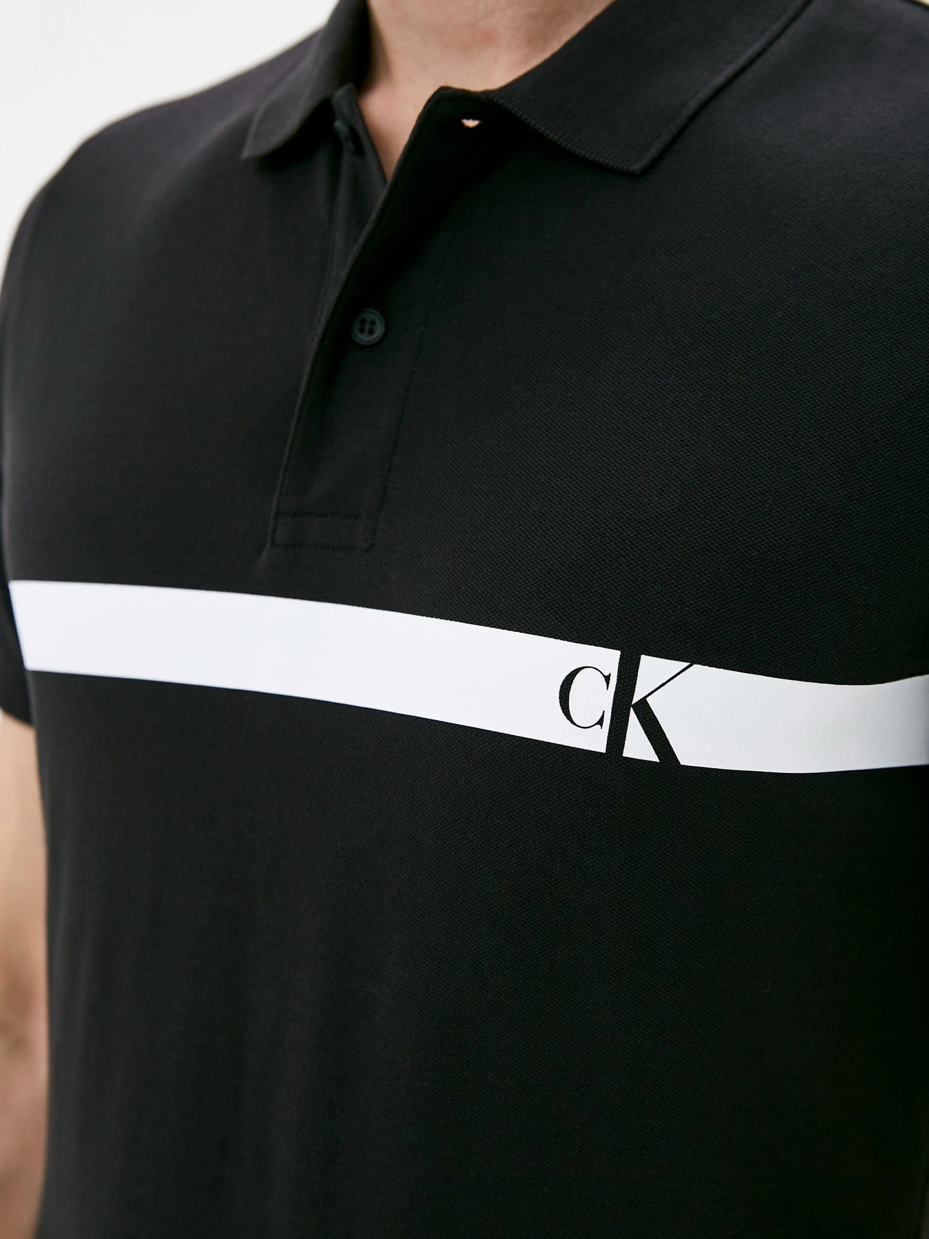Футболки і поло Calvin Klein Jeans модель J30J317328_BEH Фото