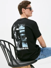 Футболки и поло Calvin Klein Jeans модель J30J317495_BEH Фото