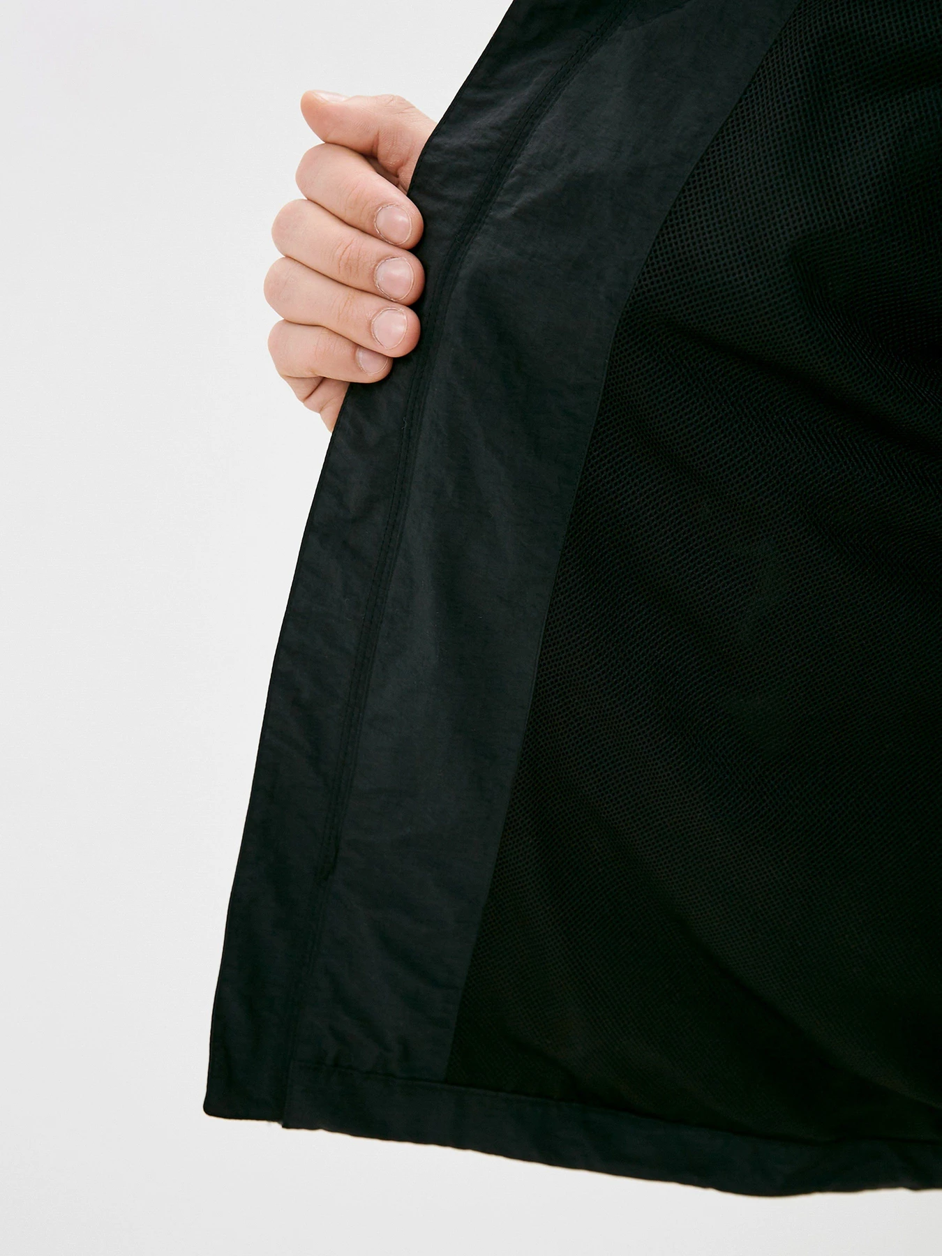 Куртки и дубленки Calvin Klein Jeans модель J30J317528_BEH Куртки и дубленки Calvin Klein Jeans модель J30J317528_BEH Фото