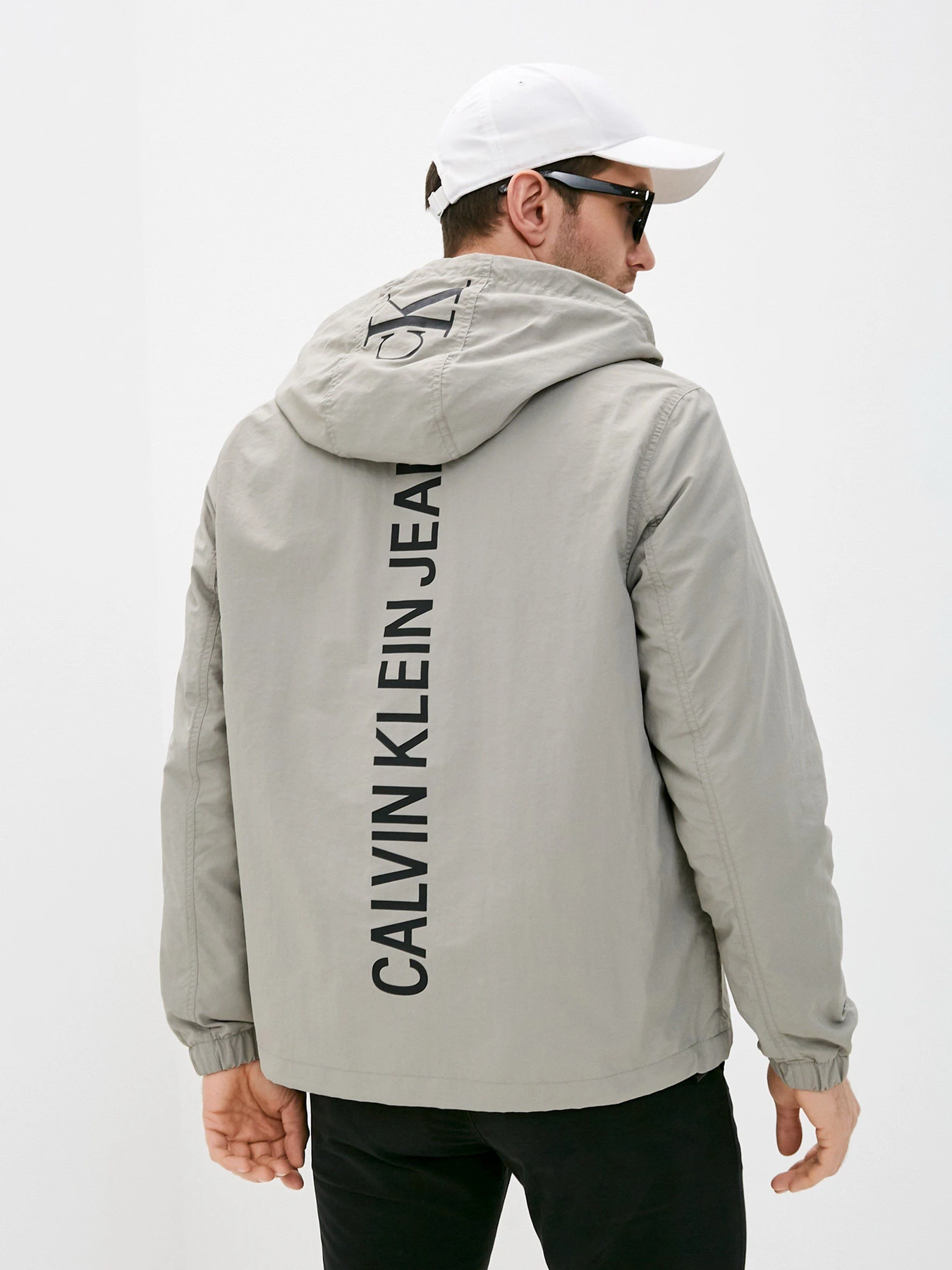 Куртки и дубленки Calvin Klein Jeans модель J30J317528_PBU Куртки и дубленки Calvin Klein Jeans модель J30J317528_PBU Фото