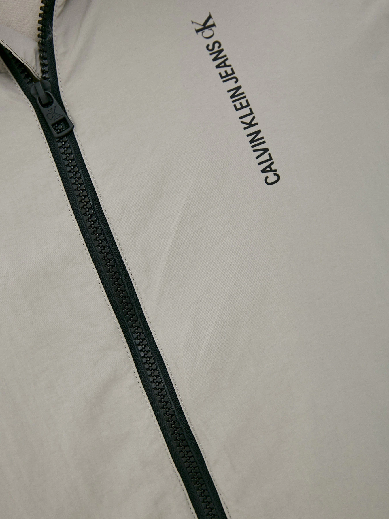 Куртки и дубленки Calvin Klein Jeans модель J30J317528_PBU Куртки и дубленки Calvin Klein Jeans модель J30J317528_PBU Фото