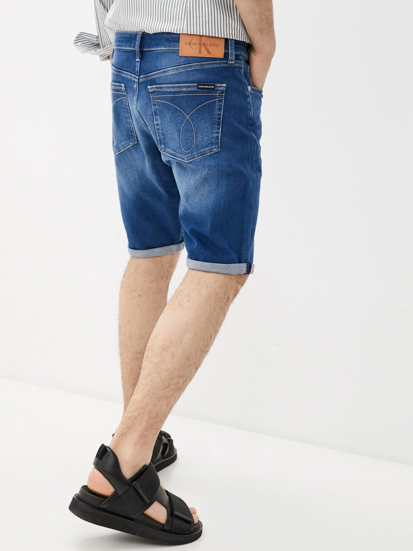 Шорты Calvin Klein Jeans модель J30J317742_1BJ Фото