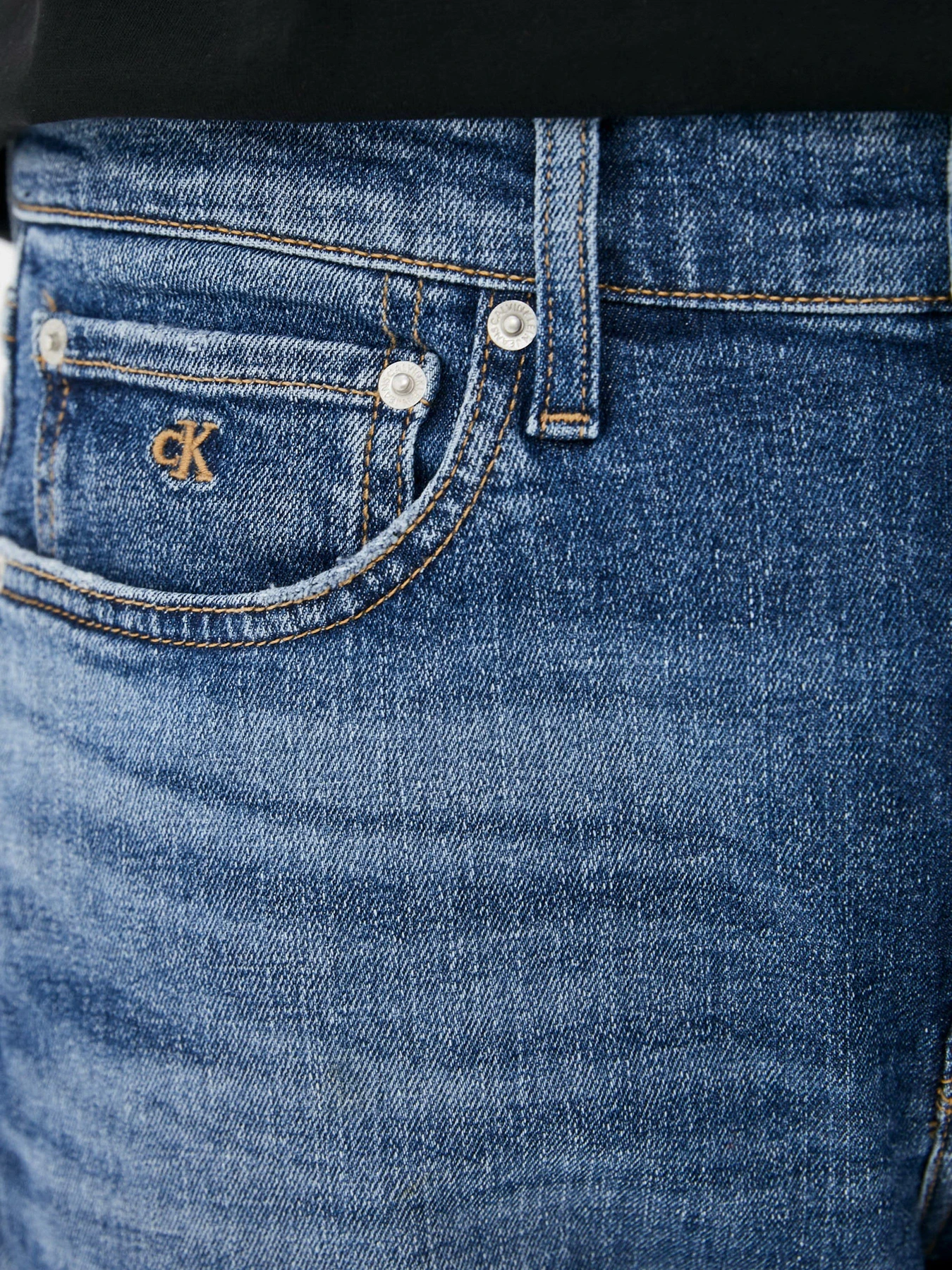 Шорти Calvin Klein Jeans модель J30J317748_1A4 Шорти Calvin Klein Jeans модель J30J317748_1A4 Фото