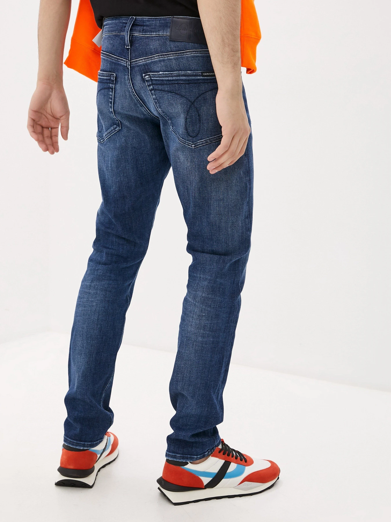 Джинси Calvin Klein Jeans Slim модель J30J317816_1BJ Джинси Calvin Klein Jeans Slim модель J30J317816_1BJ Фото