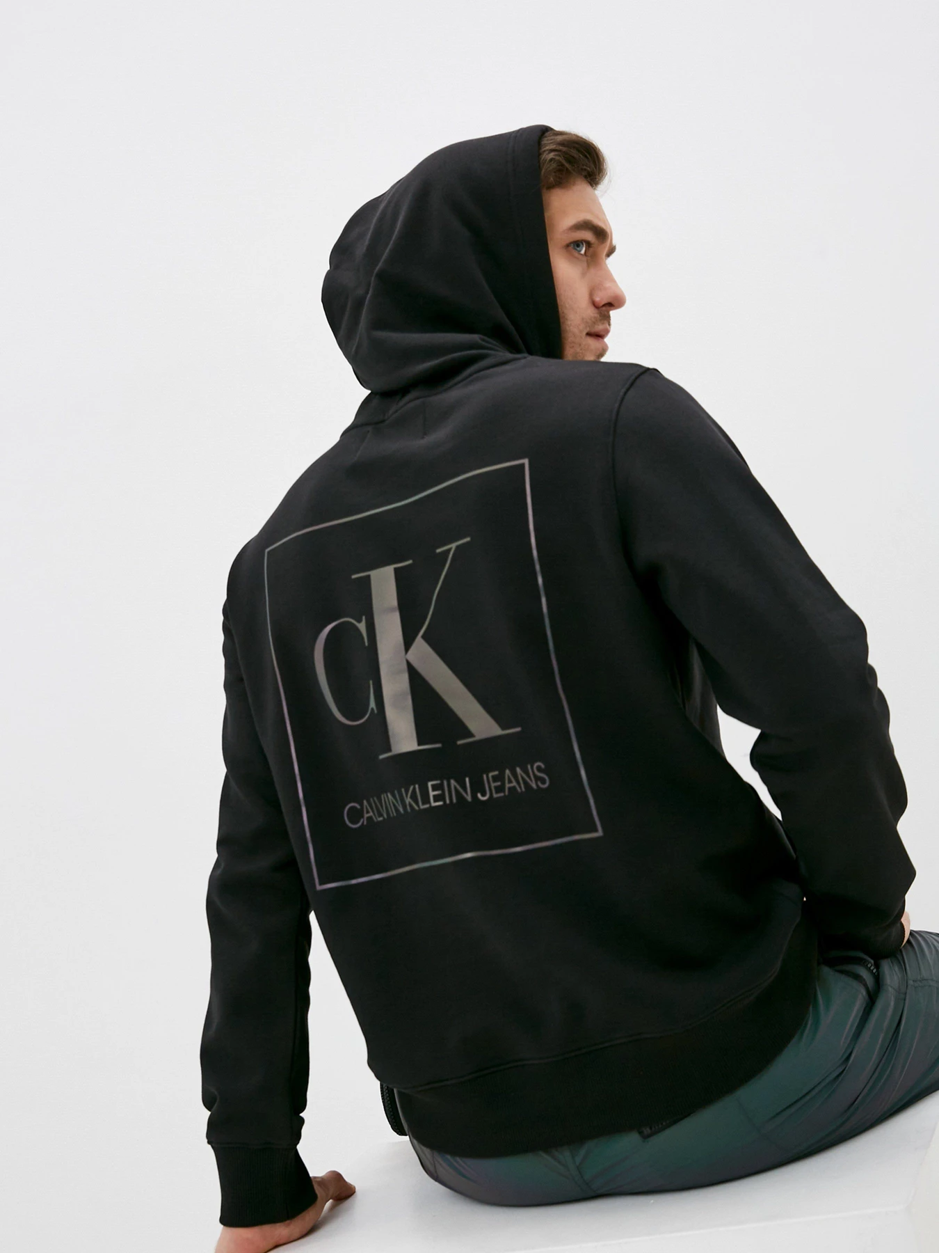 Свитры и кардиганы Calvin Klein Jeans модель J30J318017_BEH Свитры и кардиганы Calvin Klein Jeans модель J30J318017_BEH Фото