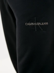 Брюки Calvin Klein Jeans модель J30J318159_BEH Фото