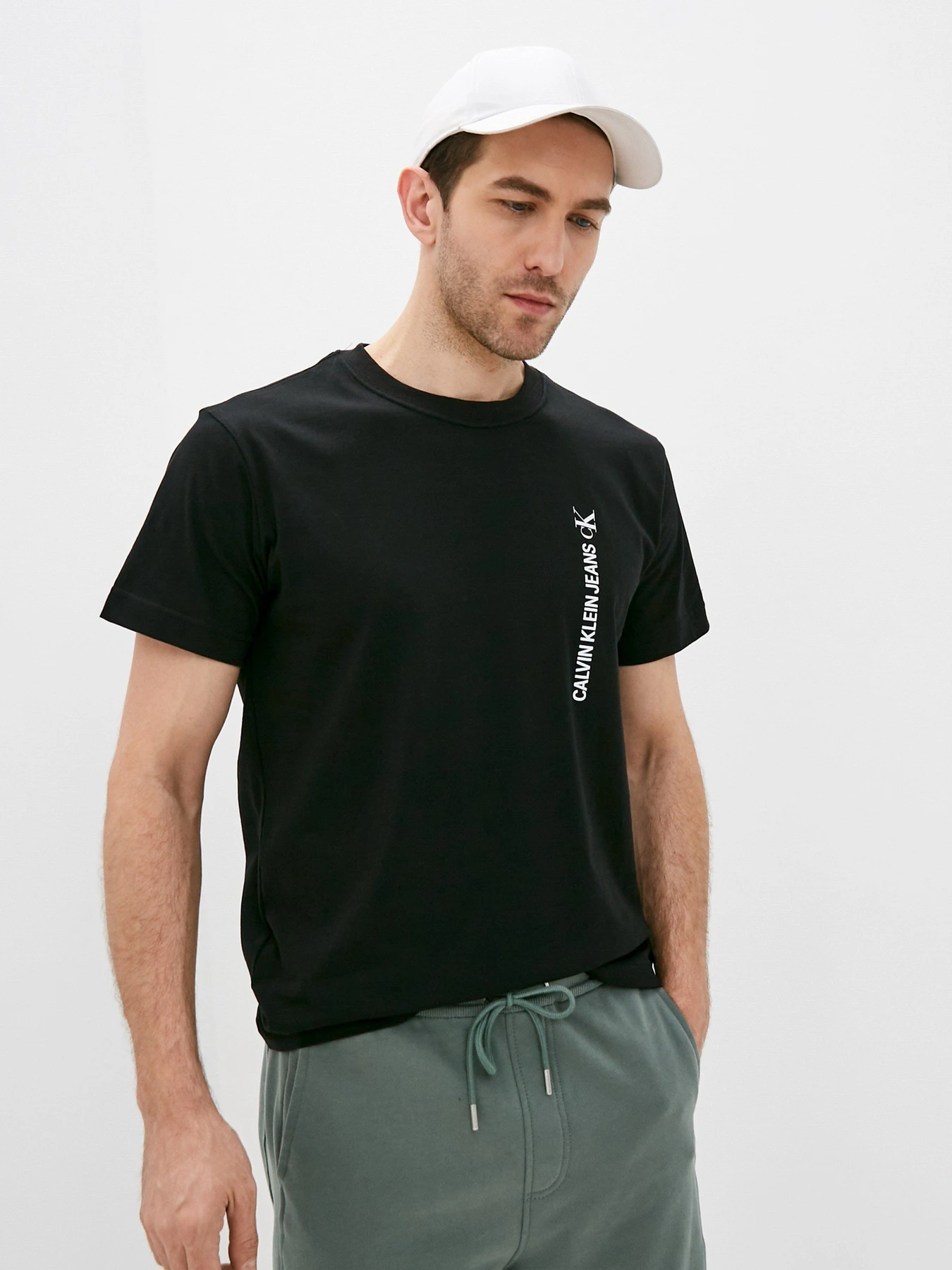 Футболки и поло Calvin Klein Jeans модель J30J318303_BEH Футболки и поло Calvin Klein Jeans модель J30J318303_BEH Фото