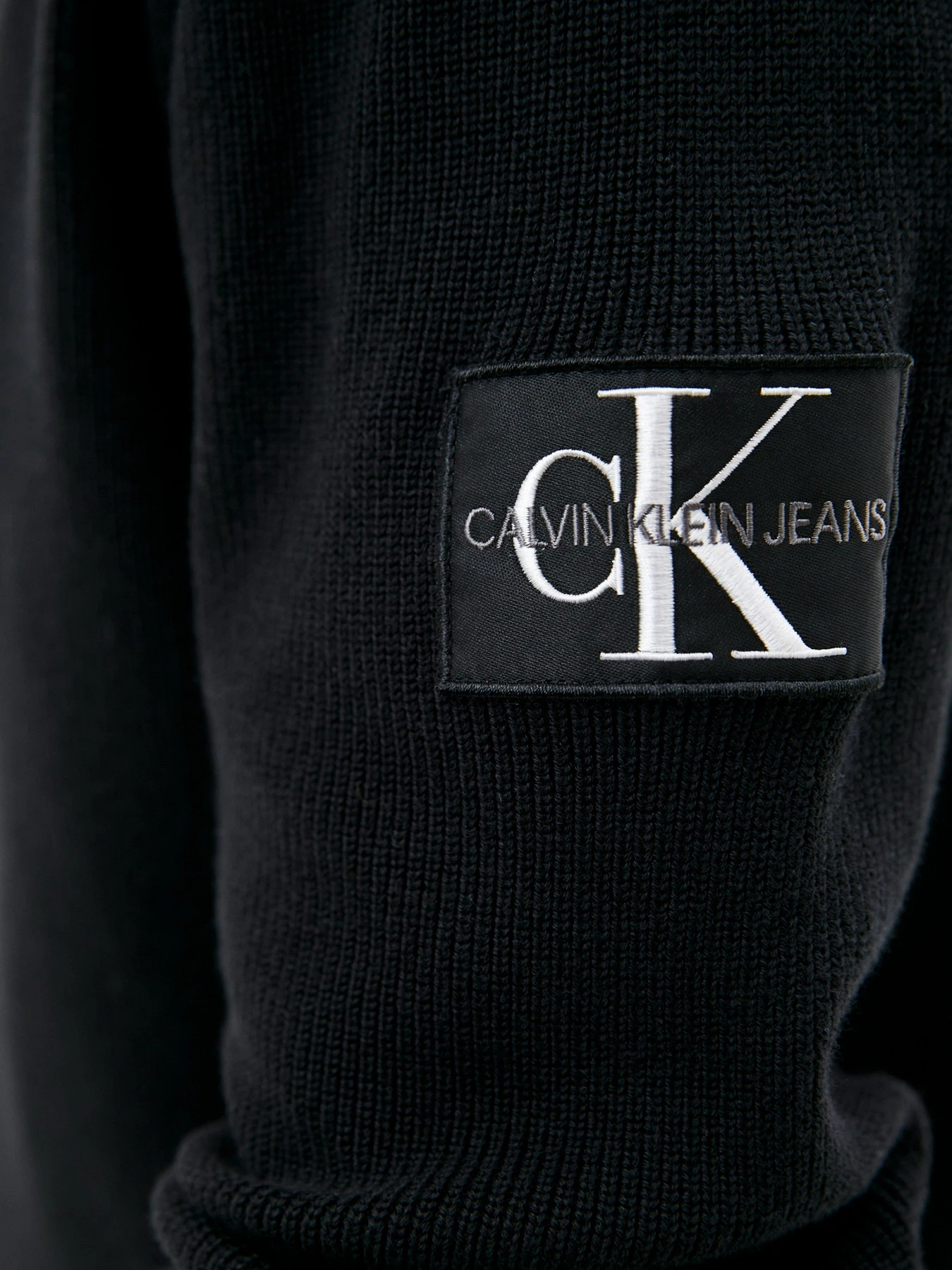 Худи и свитшоты Calvin Klein Jeans модель J30J318400_BEH Худи и свитшоты Calvin Klein Jeans модель J30J318400_BEH Фото