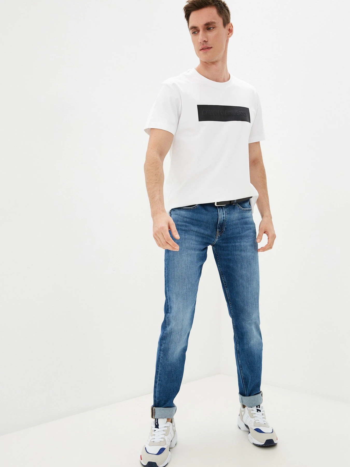 Джинсы Calvin Klein Jeans модель J30J318421_1A4 Джинсы Calvin Klein Jeans модель J30J318421_1A4 Фото