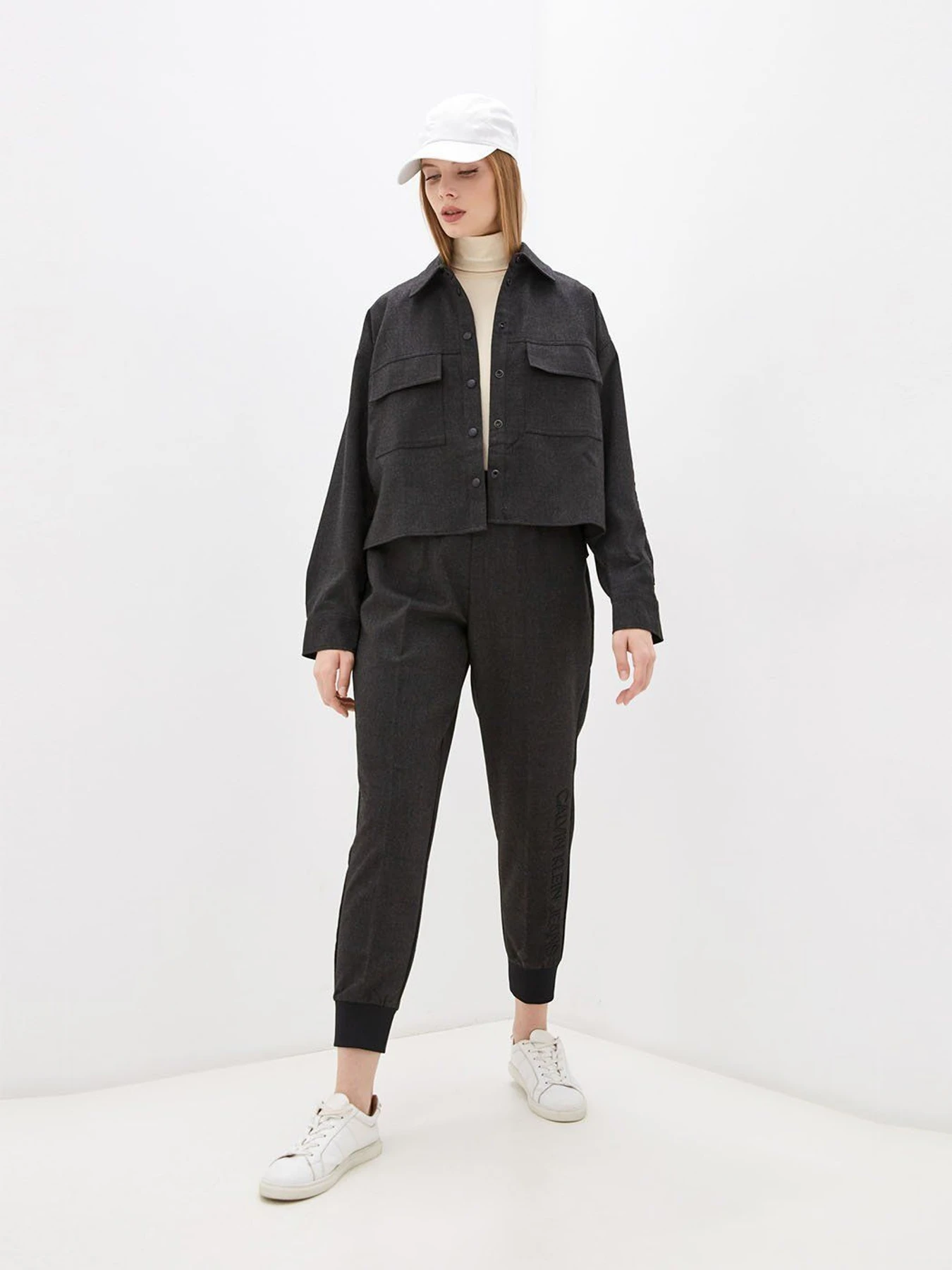 Сорочки Calvin Klein Jeans модель J20J216667_PCK Сорочки Calvin Klein Jeans модель J20J216667_PCK Фото