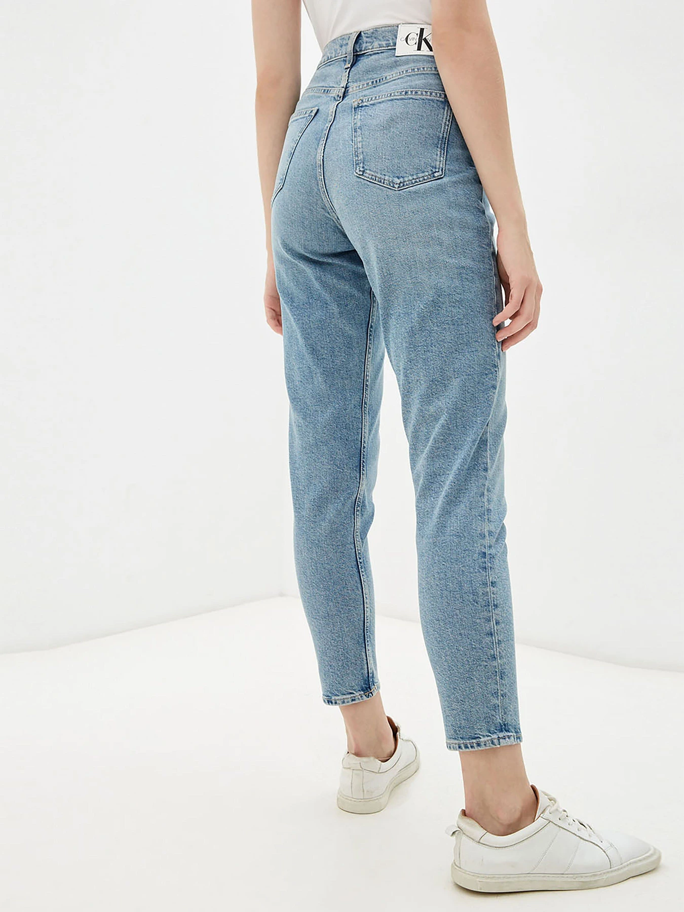 Джинсы Calvin Klein Jeans модель J20J217045_1AA Джинсы Calvin Klein Jeans модель J20J217045_1AA Фото
