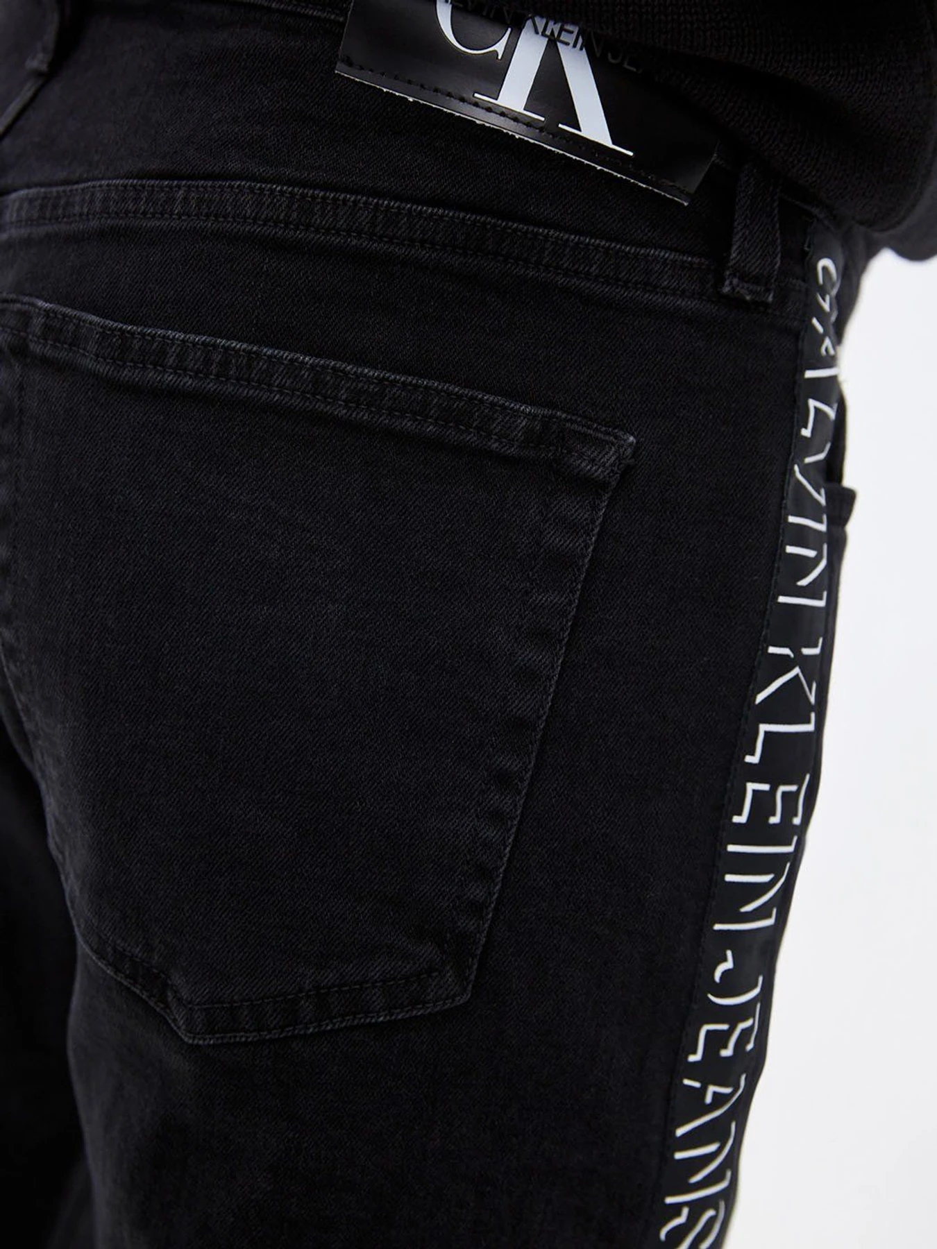 Джинси Calvin Klein Jeans модель J30J318966_1BY Джинси Calvin Klein Jeans модель J30J318966_1BY Фото
