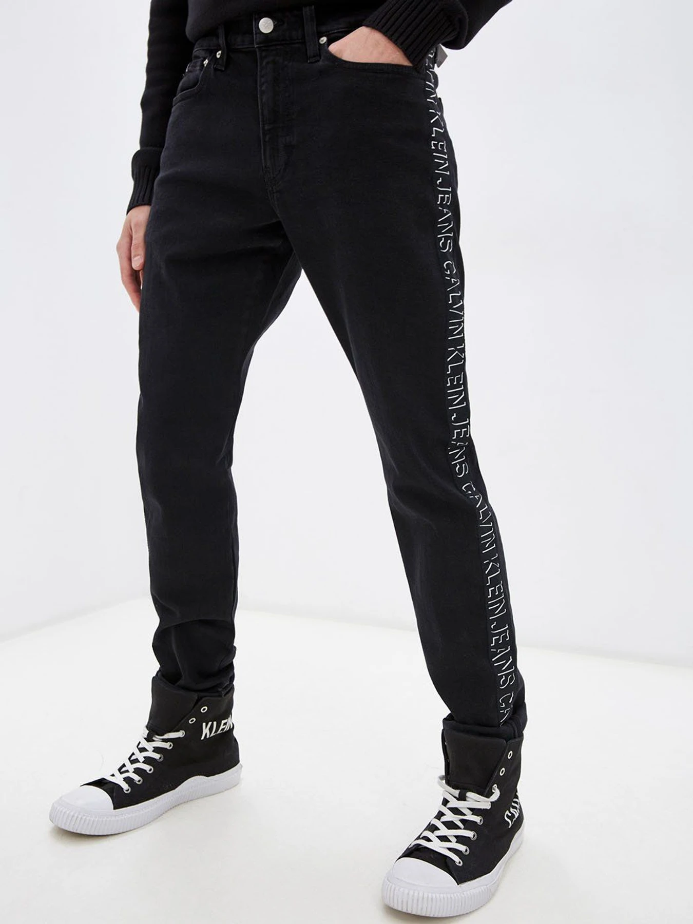 Джинси Calvin Klein Jeans модель J30J318966_1BY Джинси Calvin Klein Jeans модель J30J318966_1BY Фото