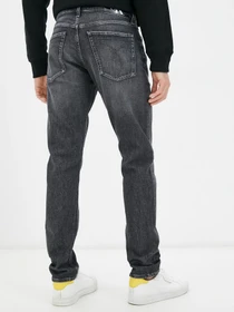 Джинсы Calvin Klein Jeans Slim модель J30J318967_1BZ Фото