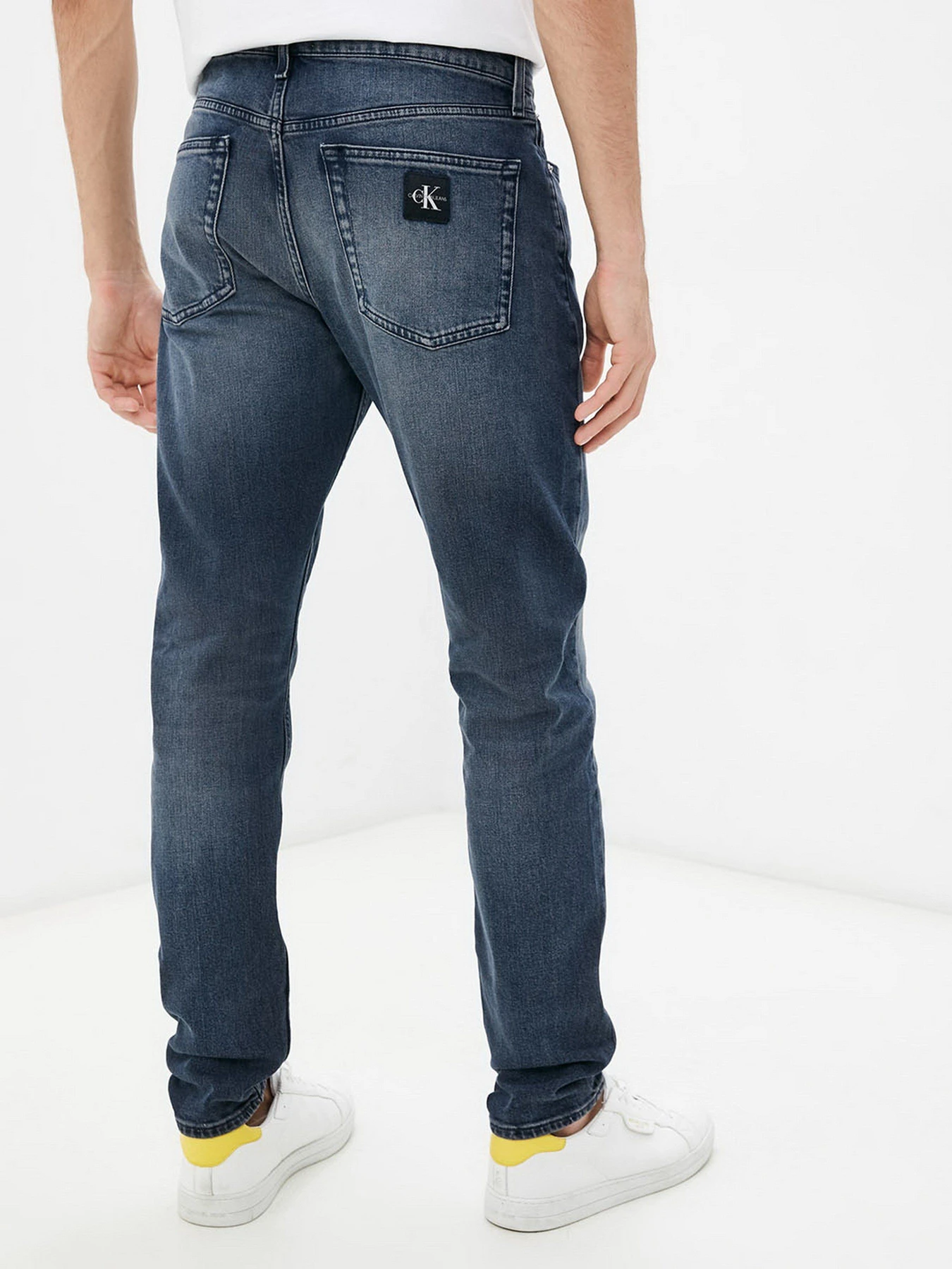 Джинси Calvin Klein Jeans модель J30J319028_1BJ Джинси Calvin Klein Jeans модель J30J319028_1BJ Фото