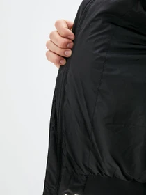 Куртки та дублянки Calvin Klein Jeans модель J30J318219_0GO Фото
