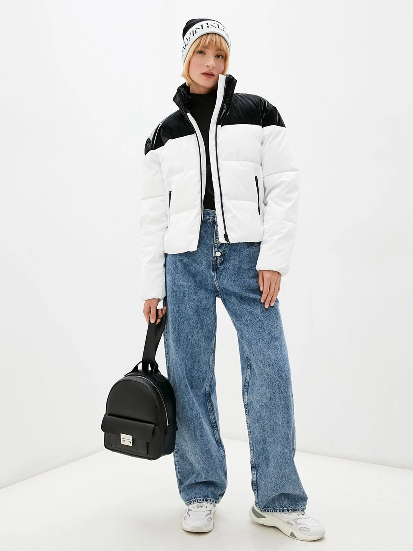 Куртки и дубленки Calvin Klein Jeans модель J20J216879_YAF Куртки и дубленки Calvin Klein Jeans модель J20J216879_YAF Фото