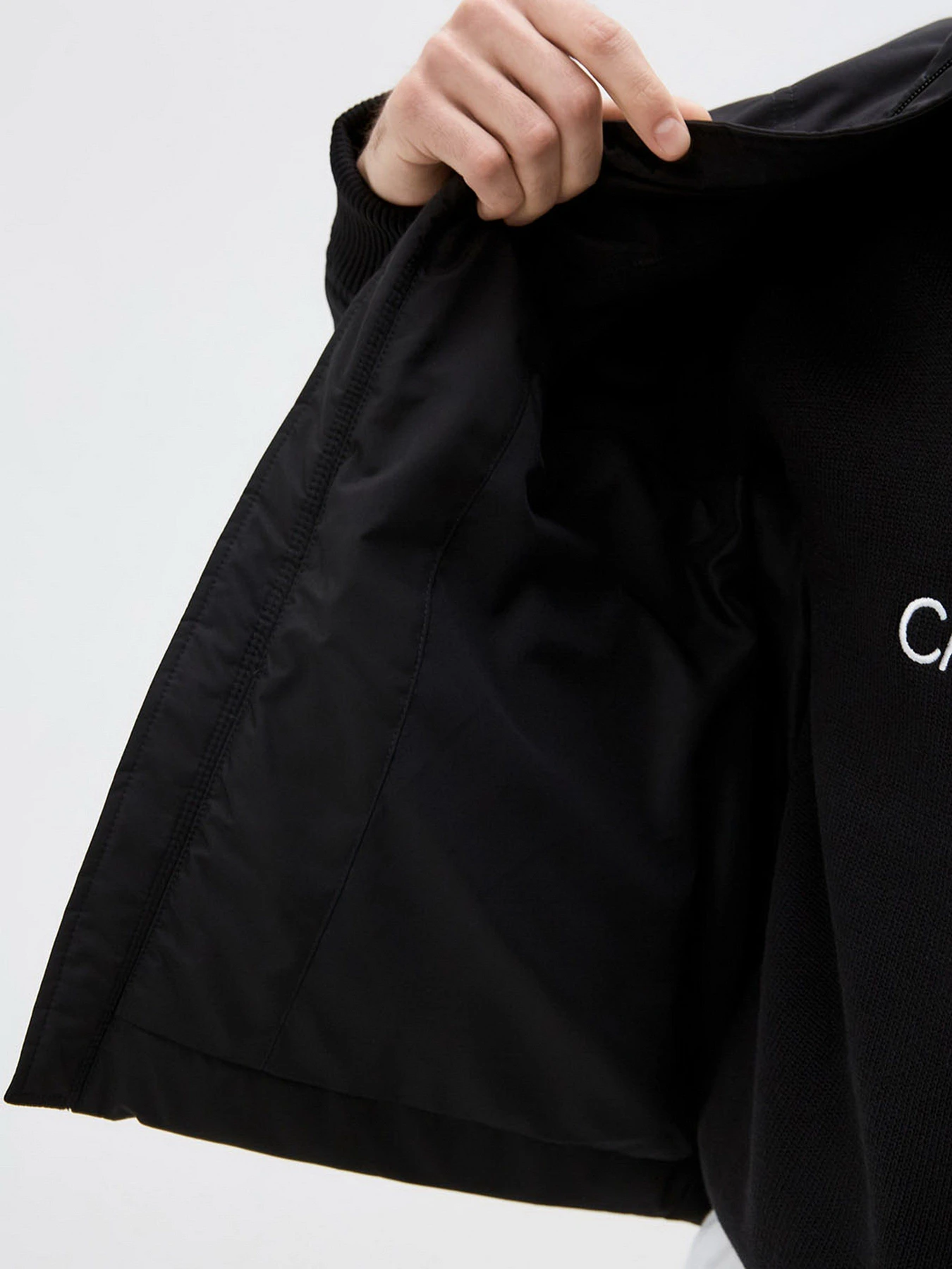 Куртки та дублянки Calvin Klein Jeans модель J30J318689_BEH Куртки та дублянки Calvin Klein Jeans модель J30J318689_BEH Фото