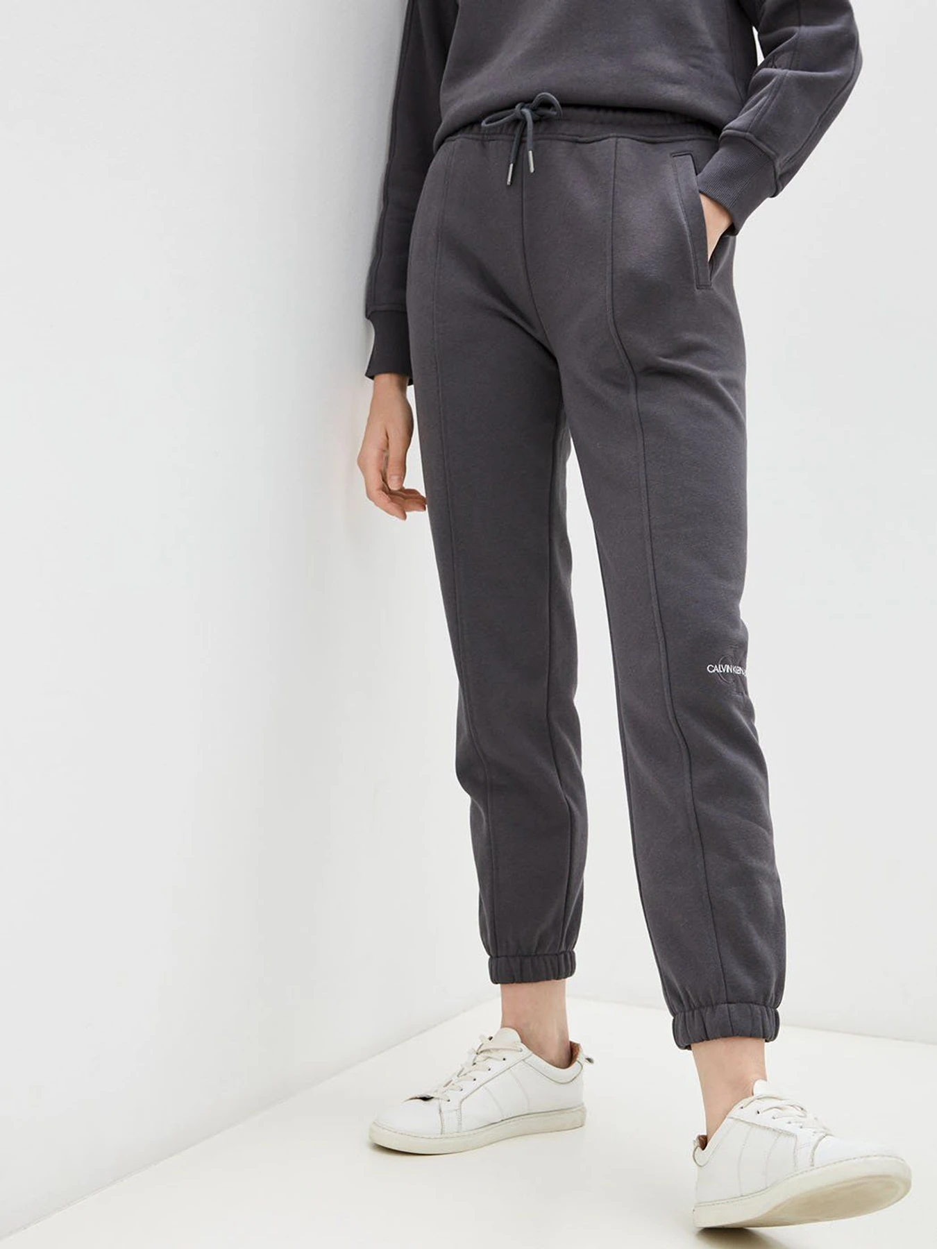 Худі та світшоти Calvin Klein Jeans модель J20J216235_PCK Фото