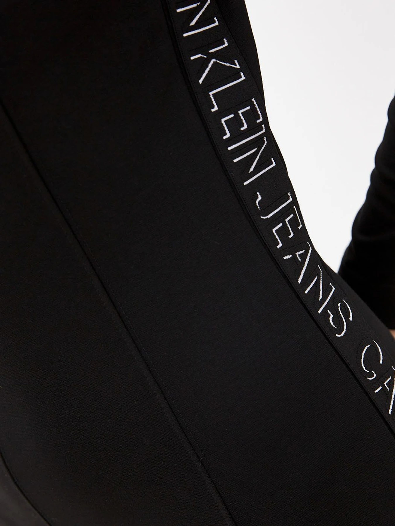 Платья Calvin Klein Jeans модель J20J216741_BEH Фото