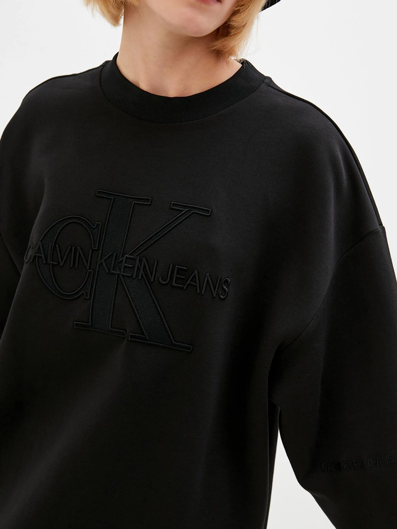 Платья Calvin Klein Jeans модель J20J216751_BEH Платья Calvin Klein Jeans модель J20J216751_BEH Фото