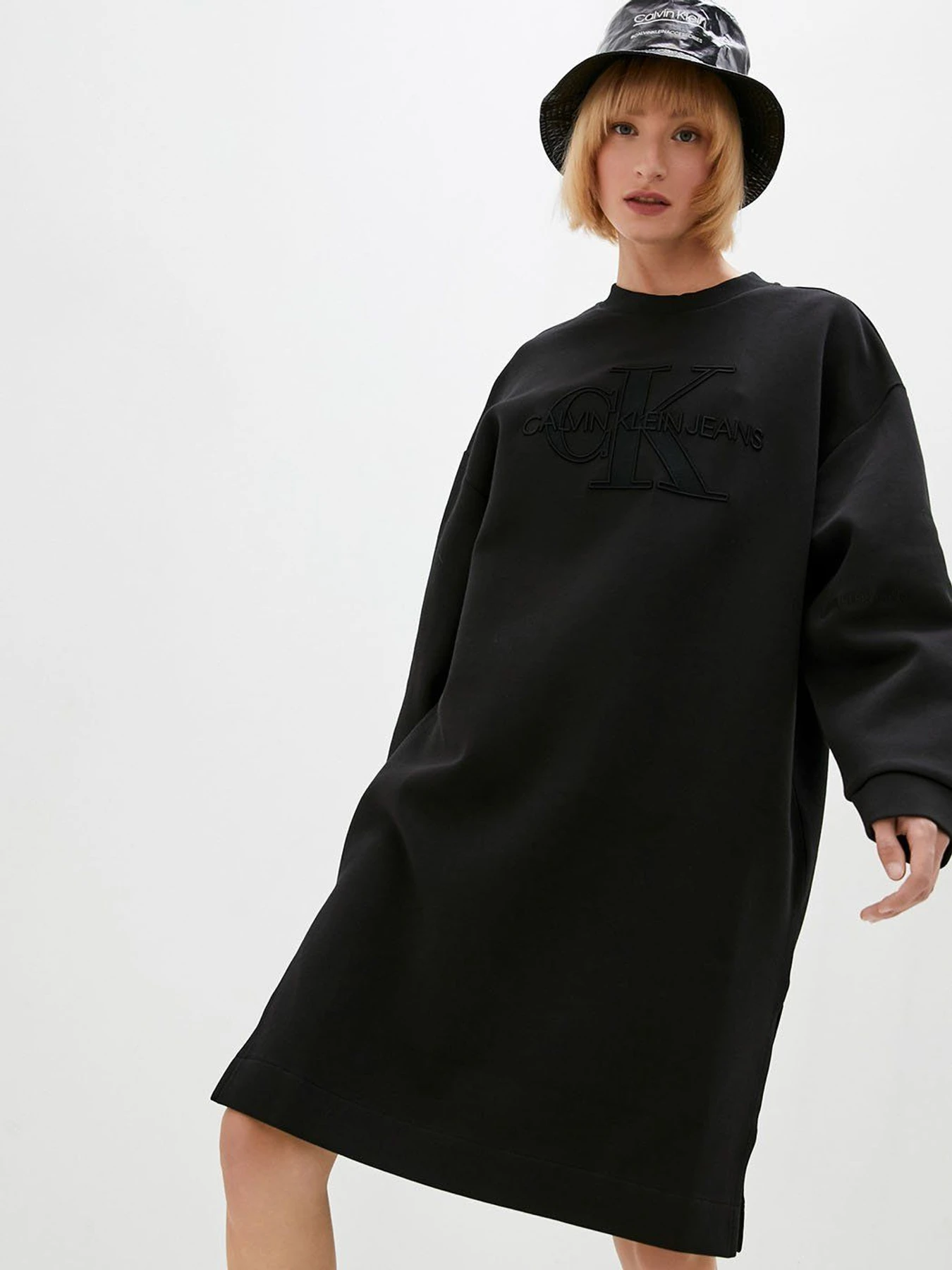 Платья Calvin Klein Jeans модель J20J216751_BEH Платья Calvin Klein Jeans модель J20J216751_BEH Фото