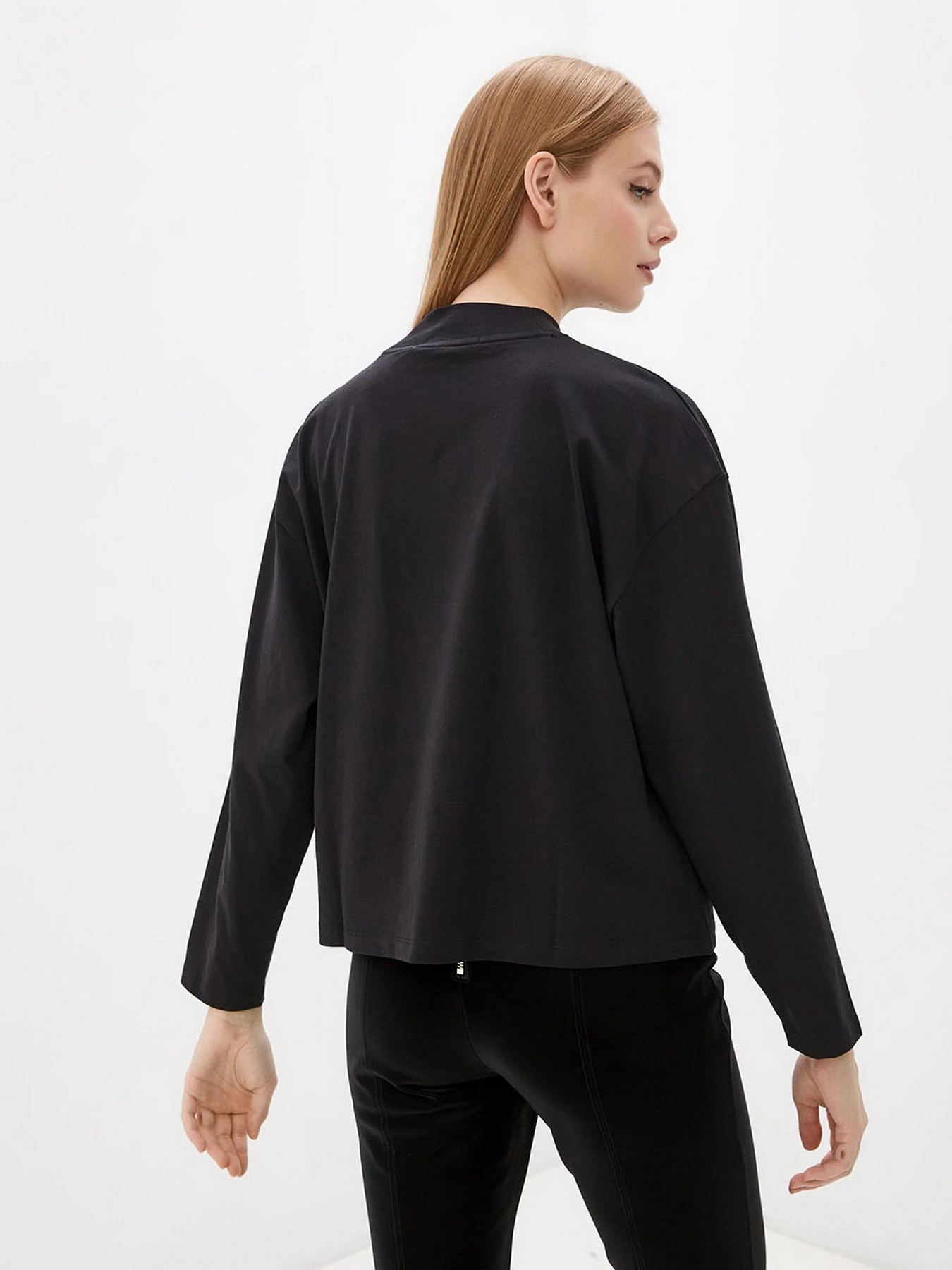 Футболки и поло Calvin Klein Jeans модель J20J216773_BEH Футболки и поло Calvin Klein Jeans модель J20J216773_BEH Фото