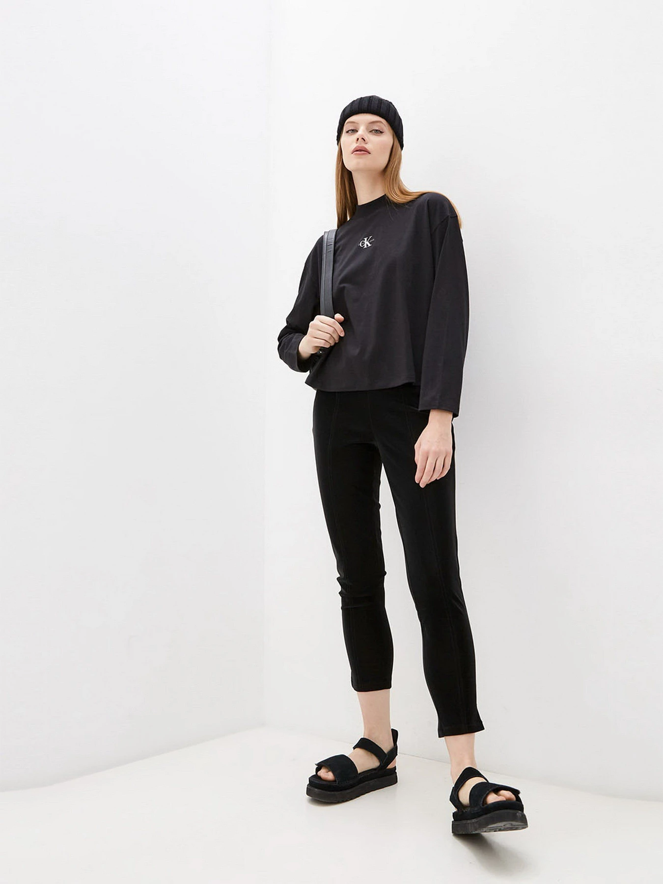Футболки и поло Calvin Klein Jeans модель J20J216773_BEH Футболки и поло Calvin Klein Jeans модель J20J216773_BEH Фото