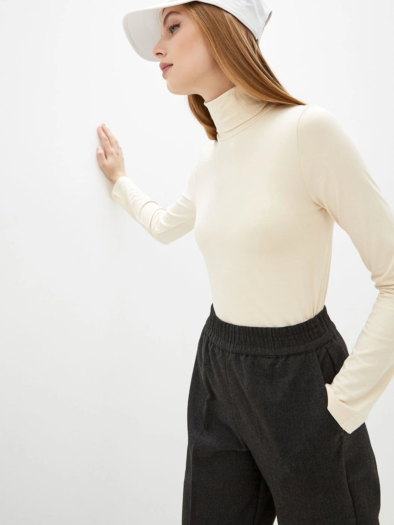 Свитры и кардиганы Calvin Klein Jeans модель J20J216784_ACJ Свитры и кардиганы Calvin Klein Jeans модель J20J216784_ACJ Фото