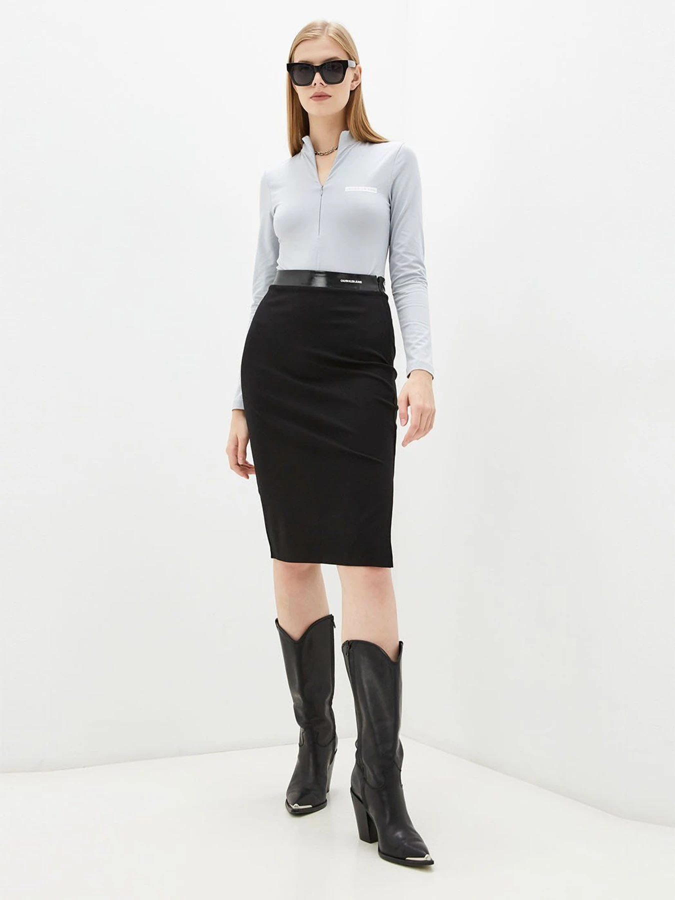 Худи и свитшоты Calvin Klein Jeans модель J20J216992_PS8 Фото