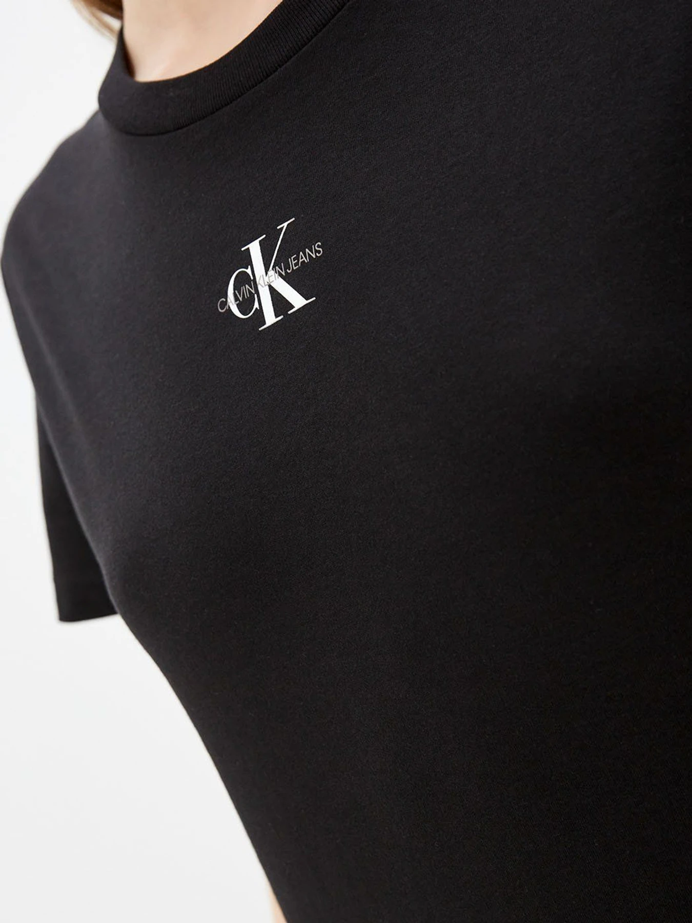 Футболки и поло Calvin Klein Jeans модель J20J217314_BEH Футболки и поло Calvin Klein Jeans модель J20J217314_BEH Фото
